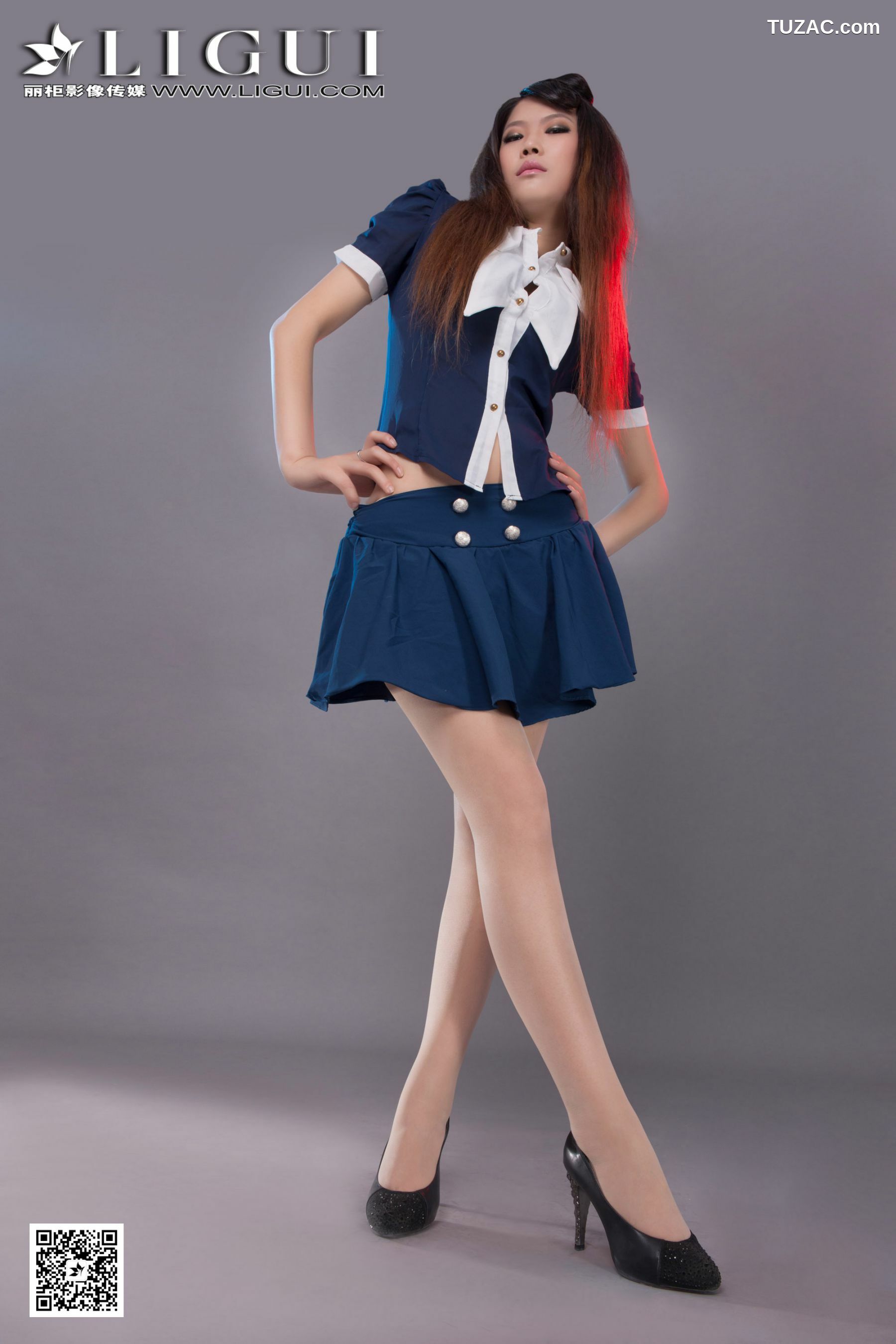 丽柜_ Model 怡萱《迷你裙丝足高跟》上下全集 美腿玉足写真图片[50P]