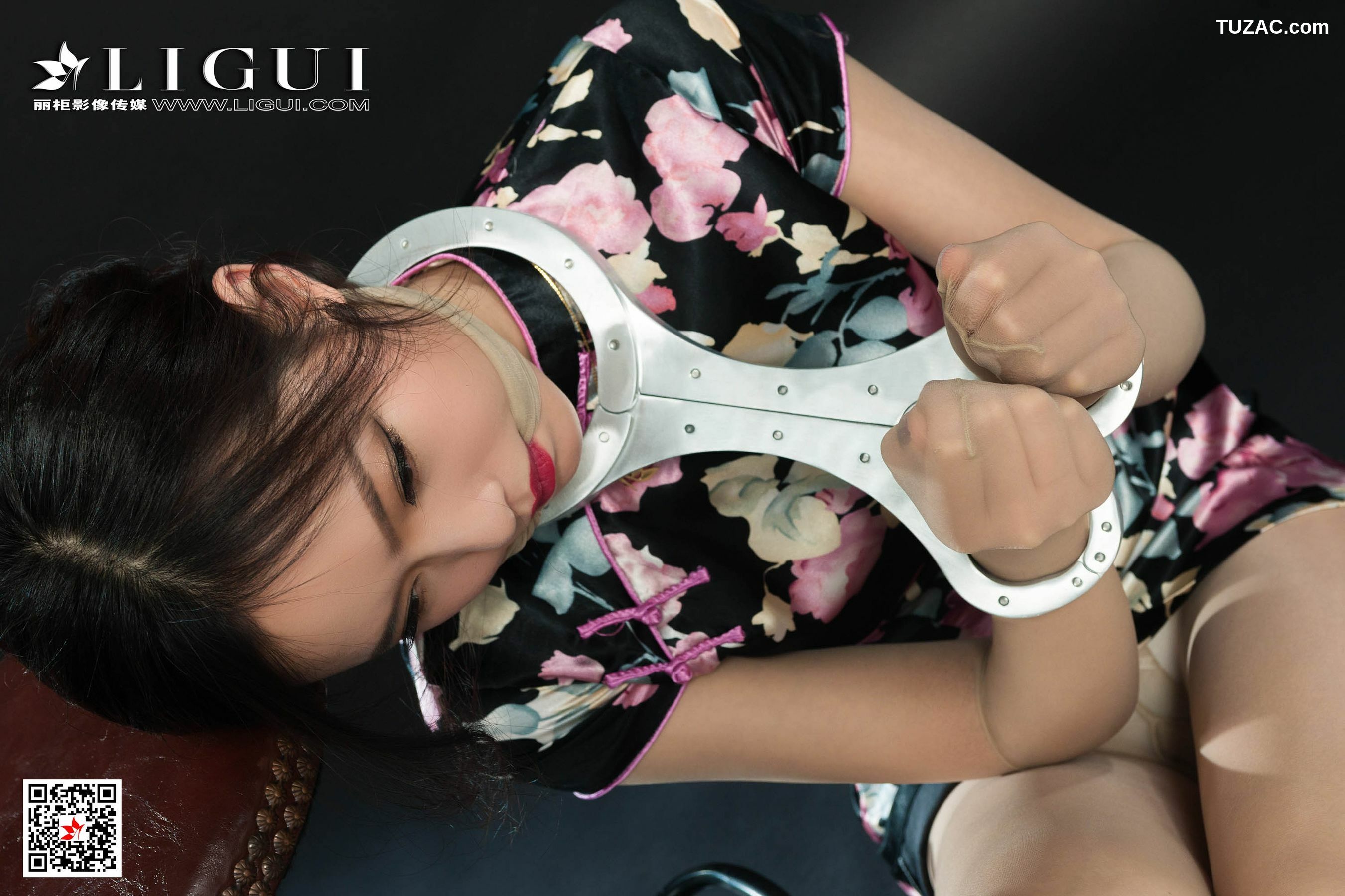 丽柜_ Model 敏儿 《旗袍丝足美束》 写真集[64P]