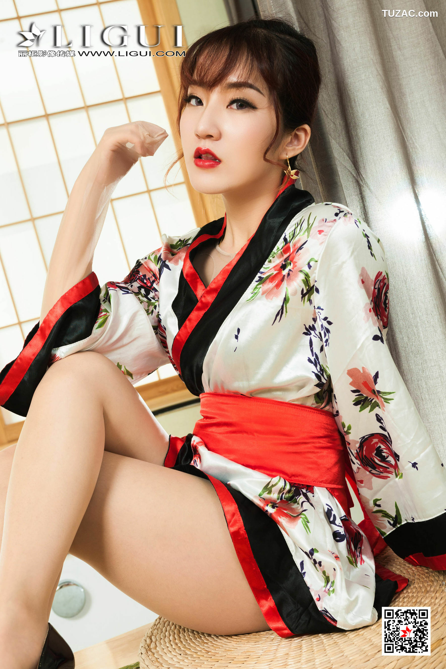 丽柜_ Model 汐汐 - 和服丝袜美足诱惑[67P]