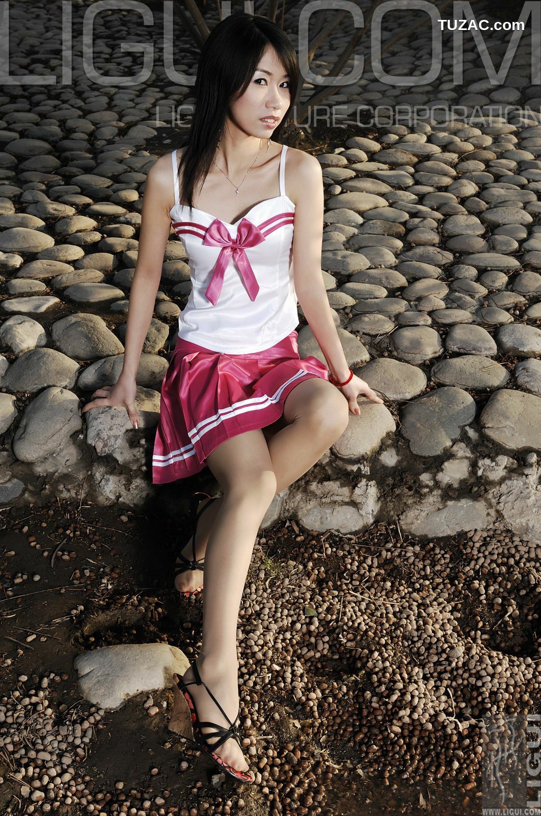 丽柜_ Model 海伦《春天來了》丝足写真图片[40P]