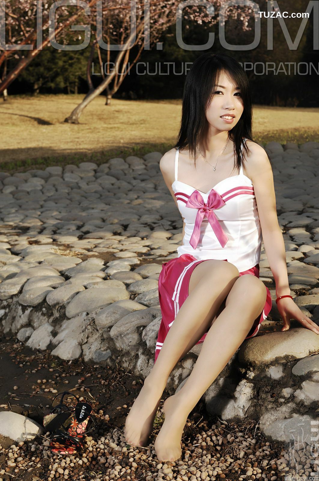 丽柜_ Model 海伦《春天來了》丝足写真图片[40P]