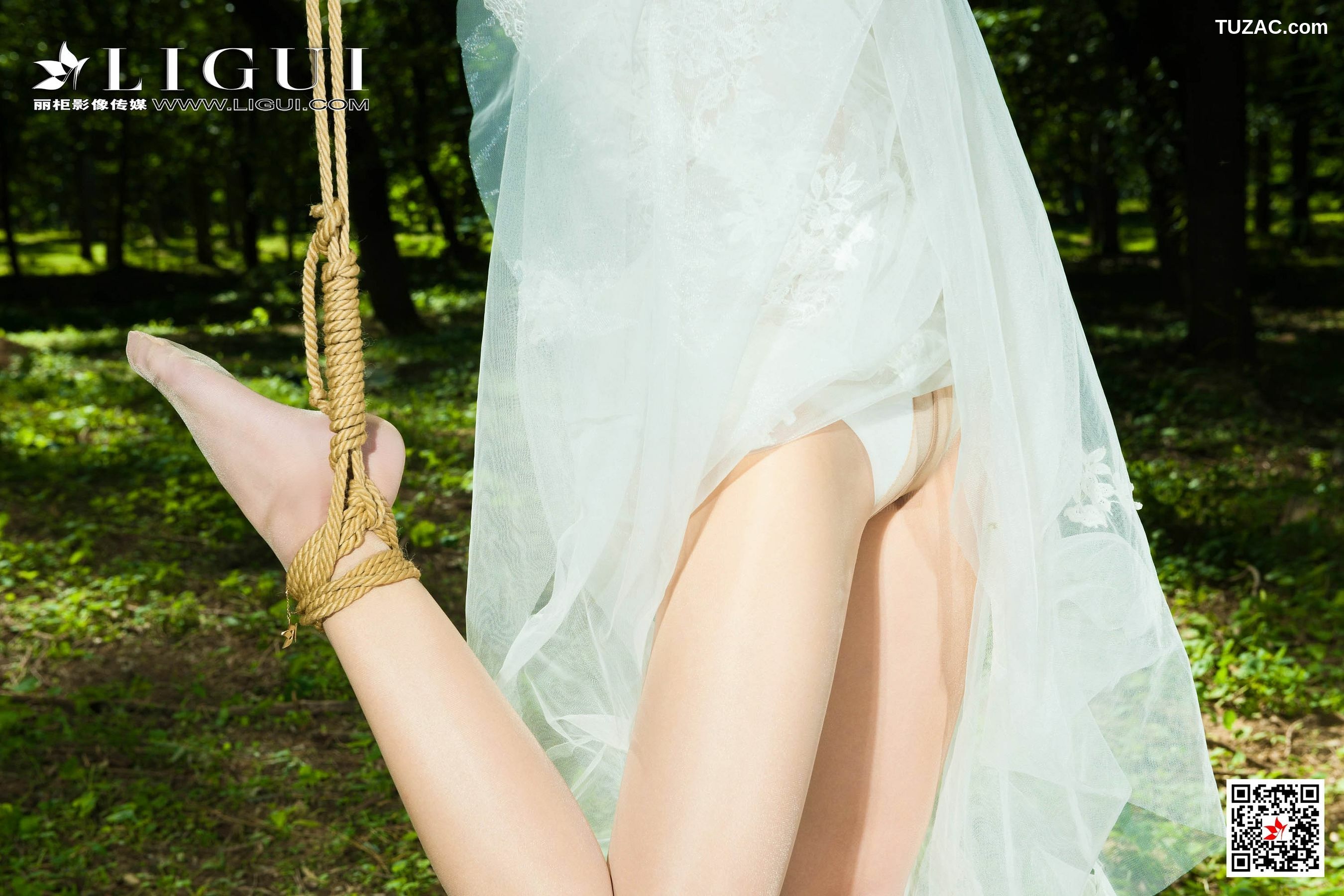 丽柜_ Model 白雪 - 婚纱长裙美束人体摄影[52P]