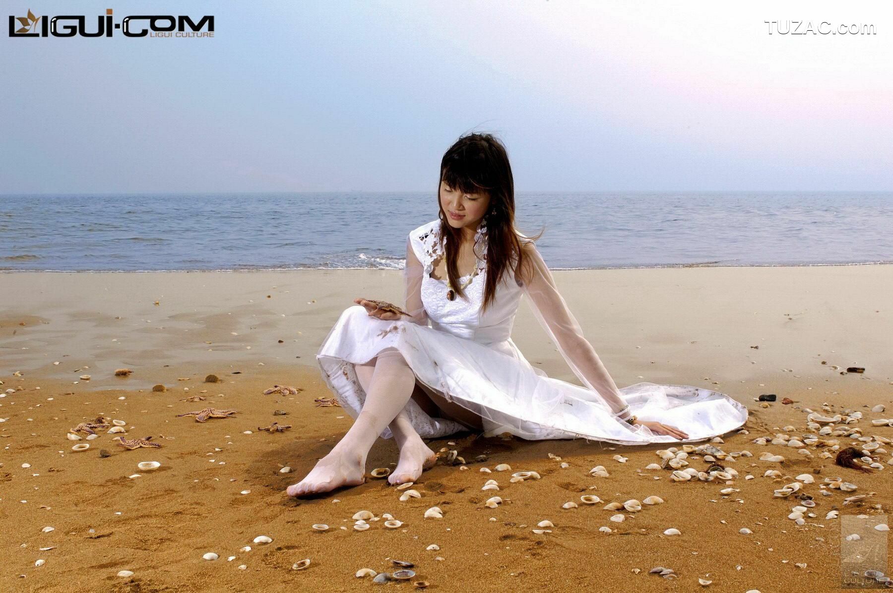 丽柜_ Model 菲儿《丝袜版白雪公主》丝足写真图片[19P]