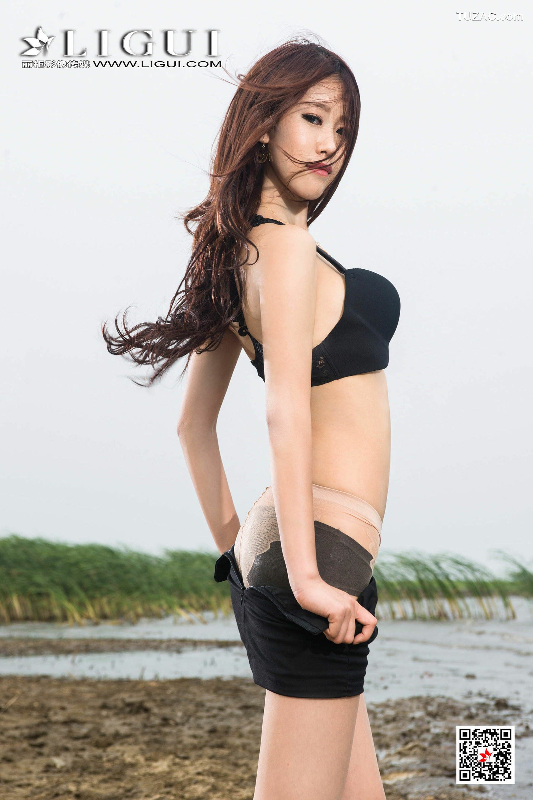 丽柜_ Model 语寒 《海边丝袜人体》 写真集[101P]