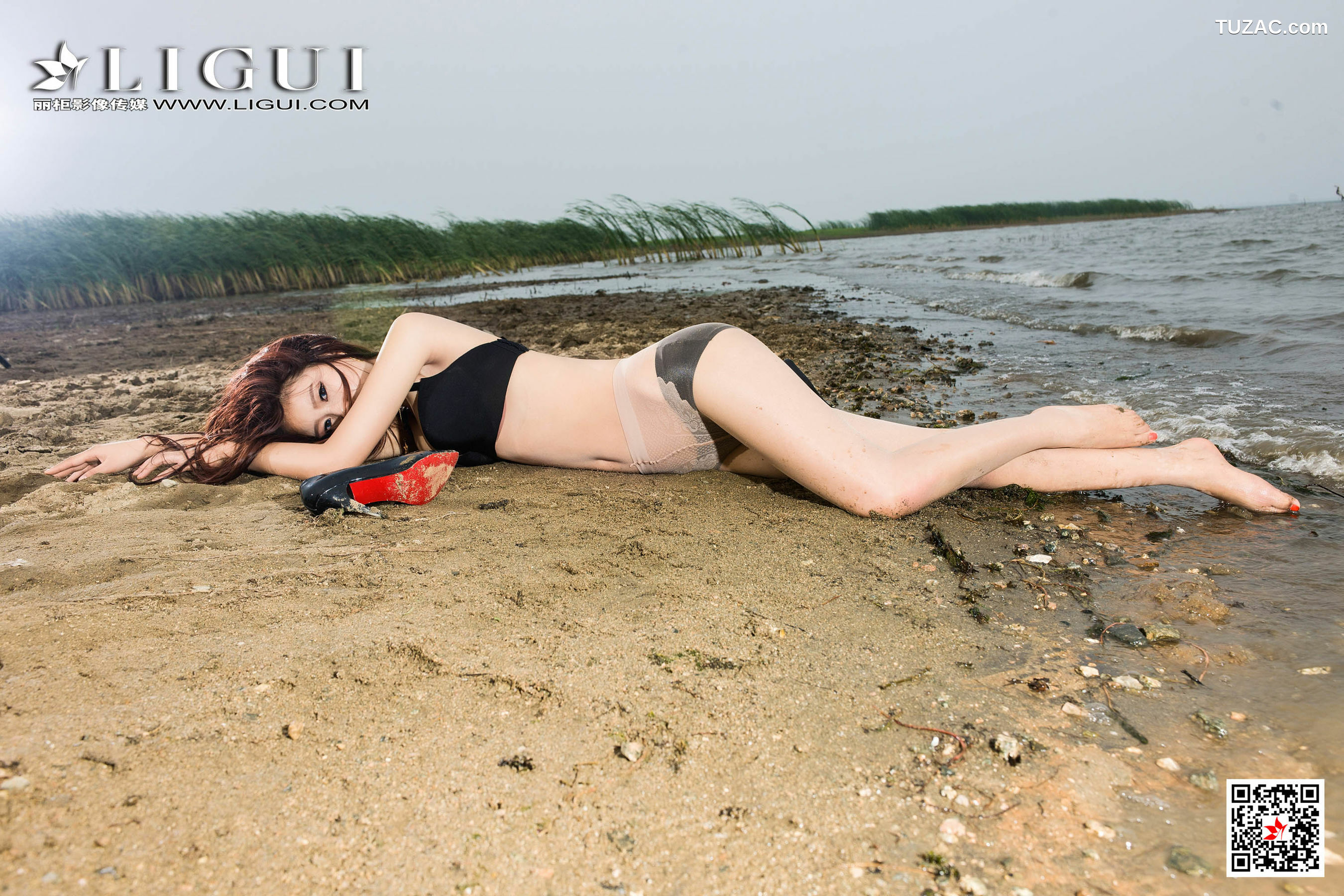 丽柜_ Model 语寒 《海边丝袜人体》 写真集[101P]