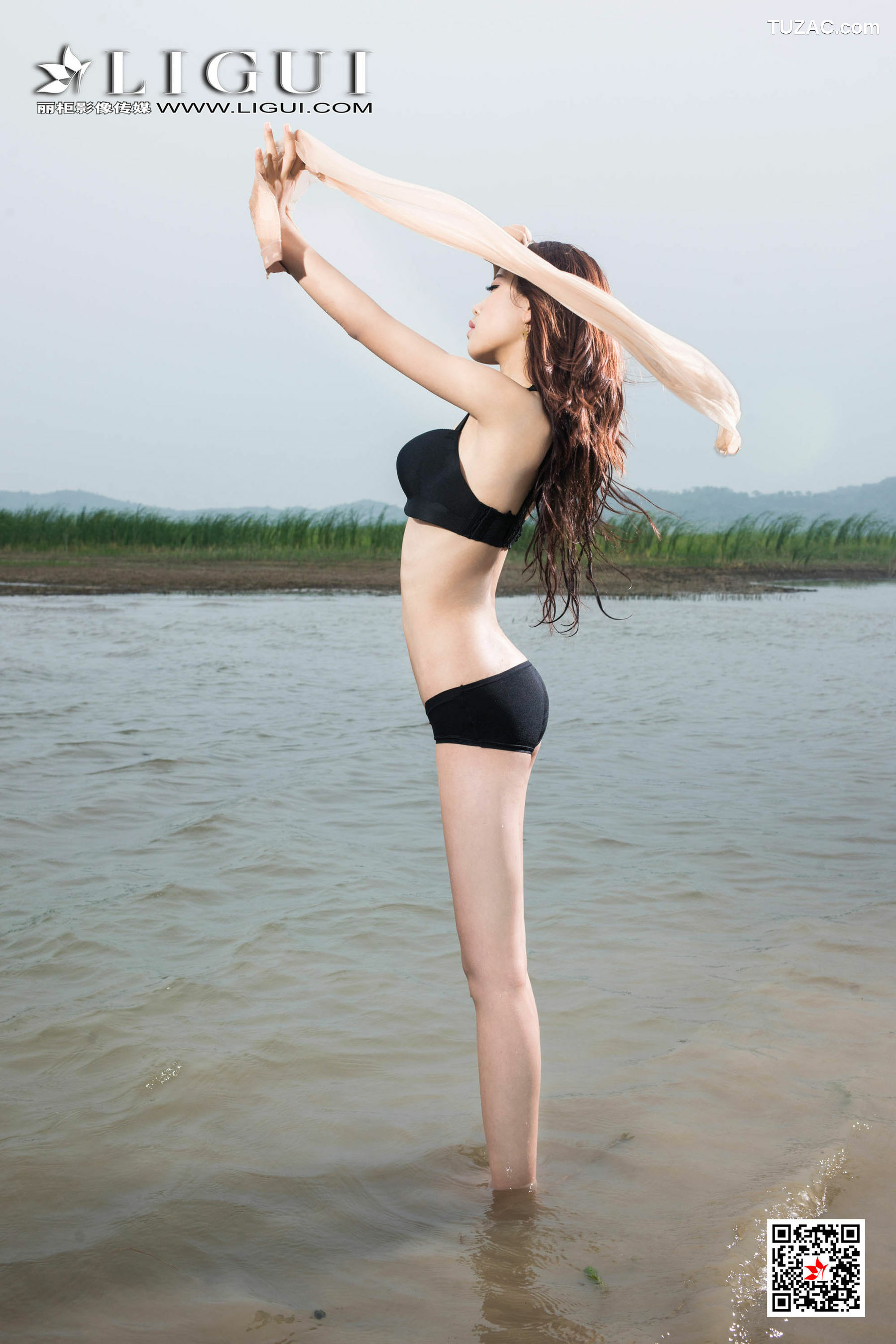 丽柜_ Model 语寒 《海边丝袜人体》 写真集[101P]