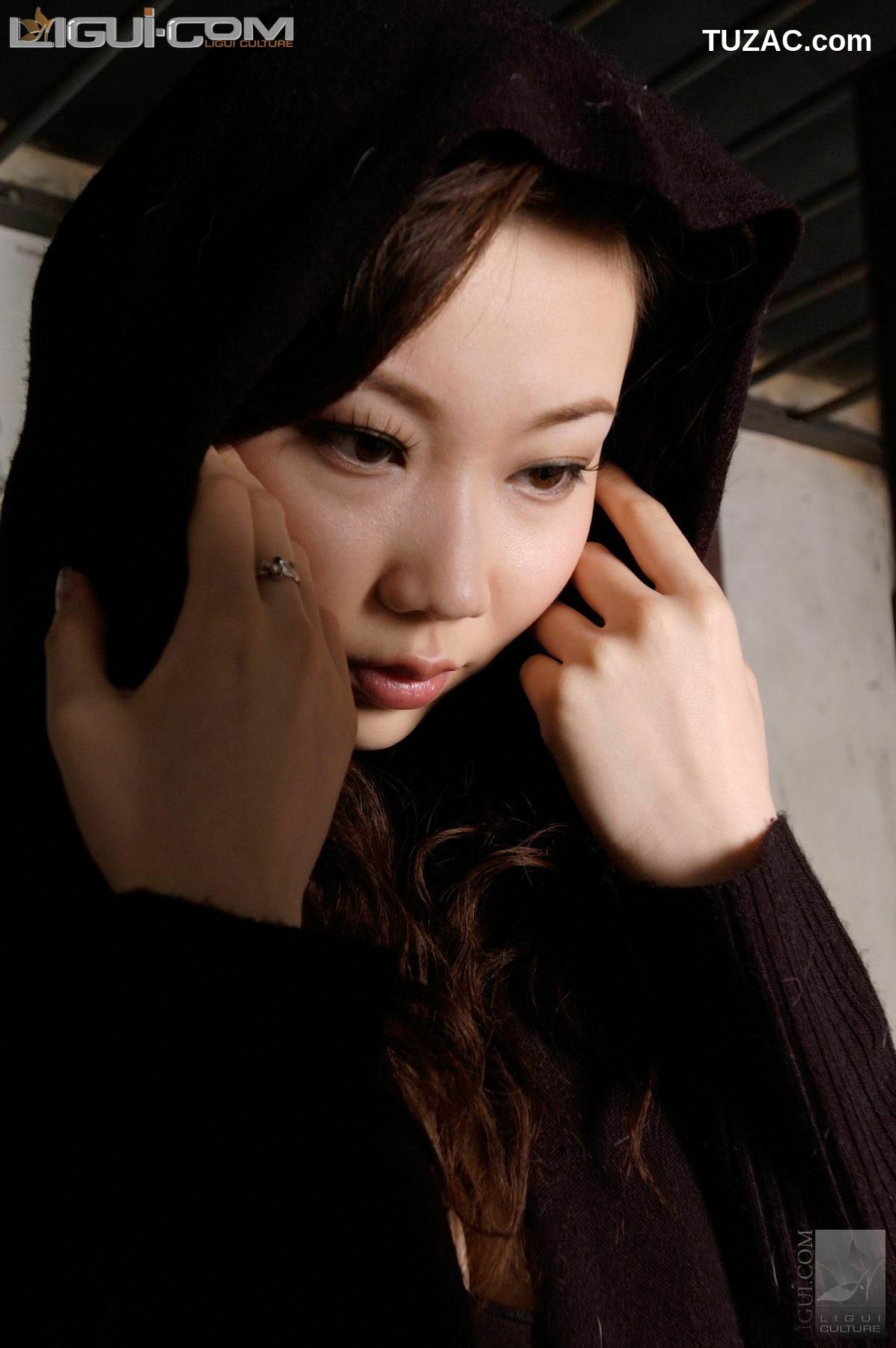 丽柜_ Model 露露《黑丝镣铐》丝足写真图片[32P]