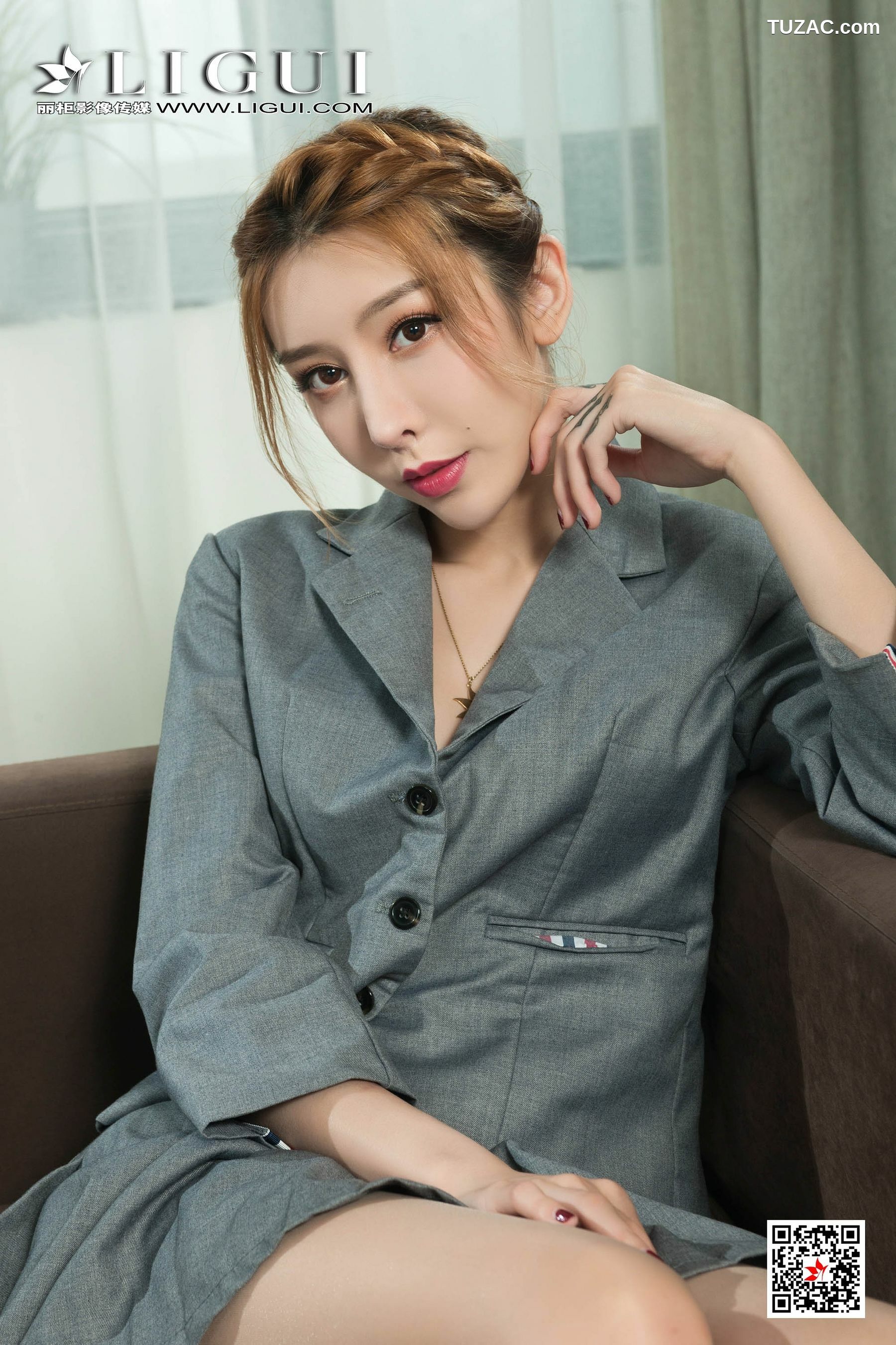 丽柜_ 兔子 《沙发肉丝》 写真集[66P]