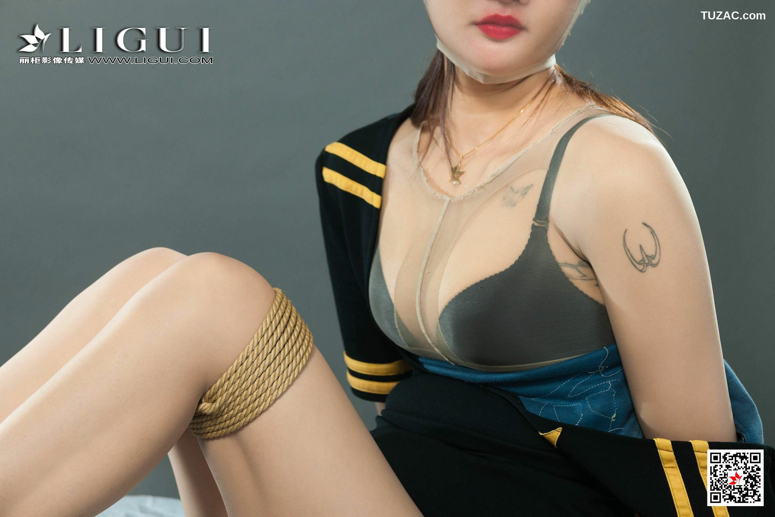 丽柜_ 文芮 《肉丝袜人体》 写真集[61P]