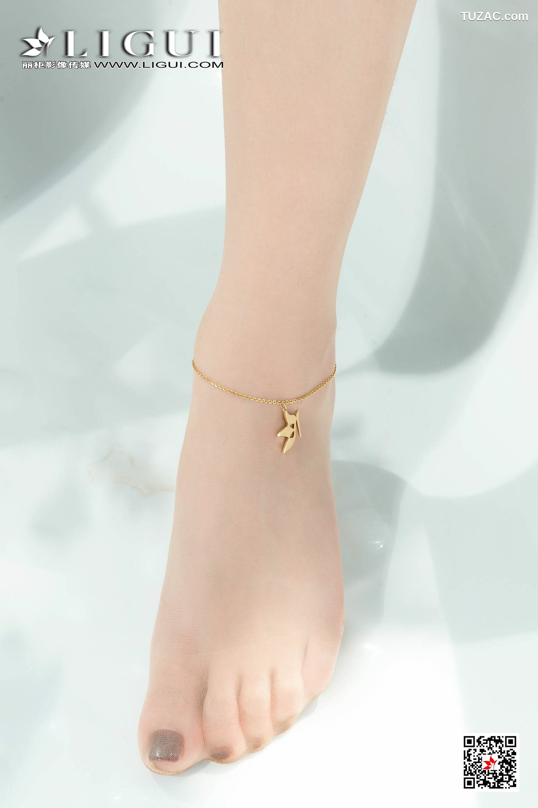 丽柜_ 汐汐 《丝袜天浴》 写真集[83P]