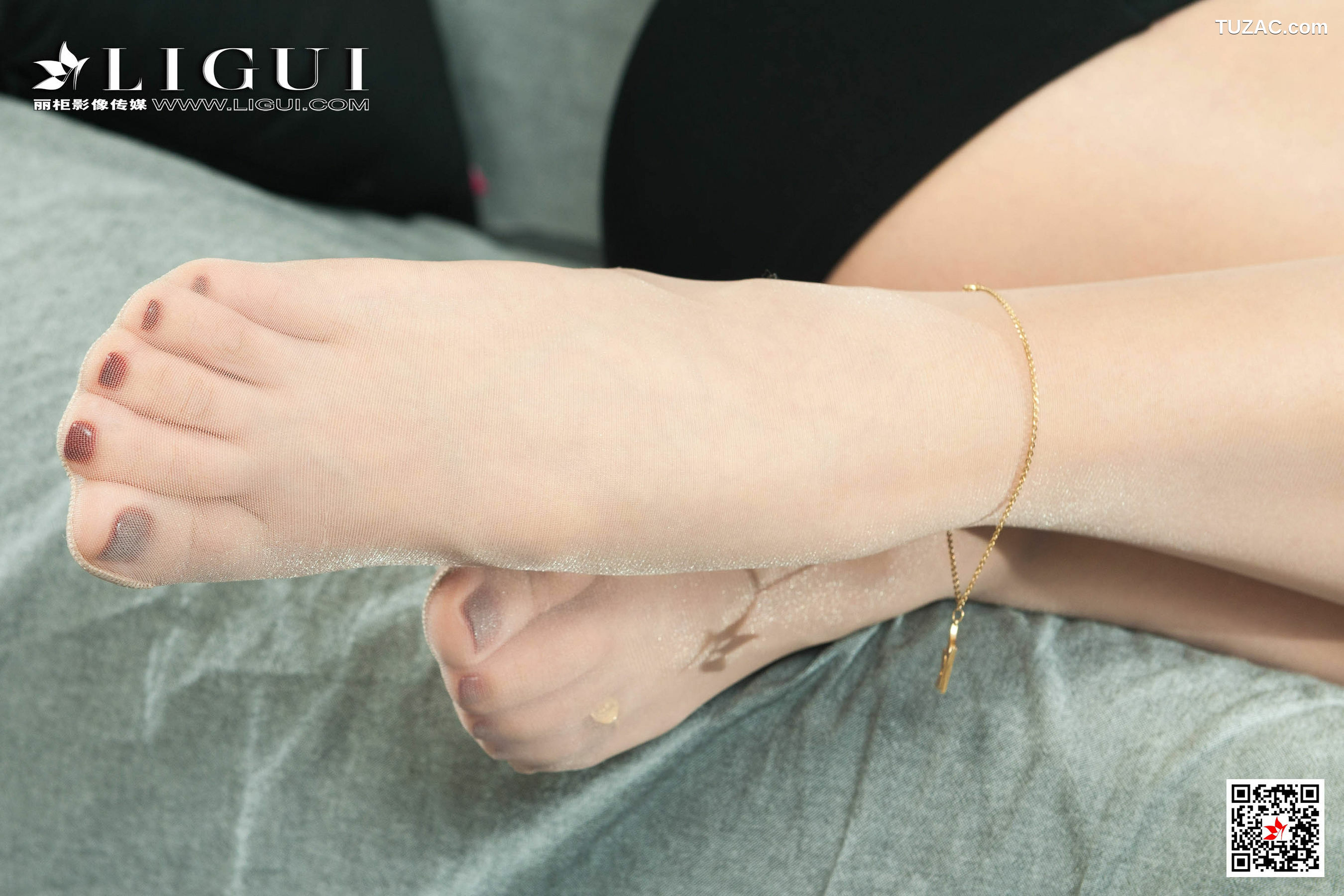 丽柜_ 网络丽人 Model 可可 《肉丝袜美腿》 写真集[54P]