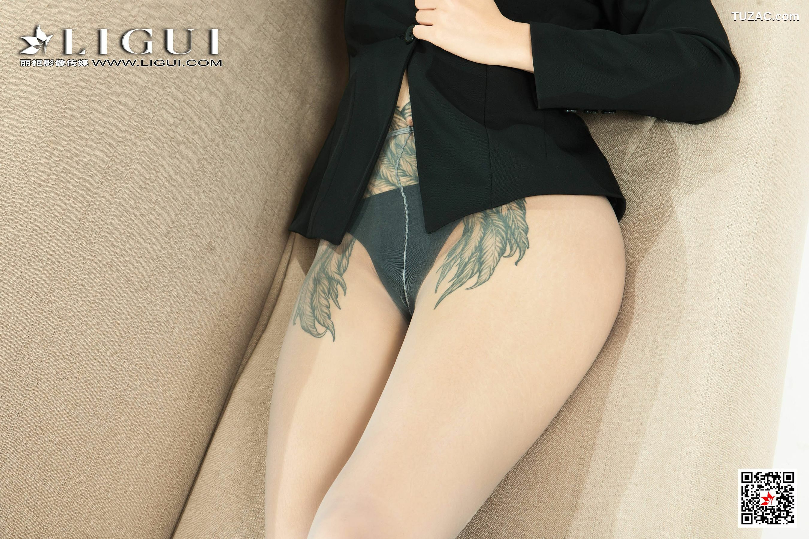 丽柜_ 网络丽人 Model 潘朵拉 《肉丝OL丝足》 写真集[51P]