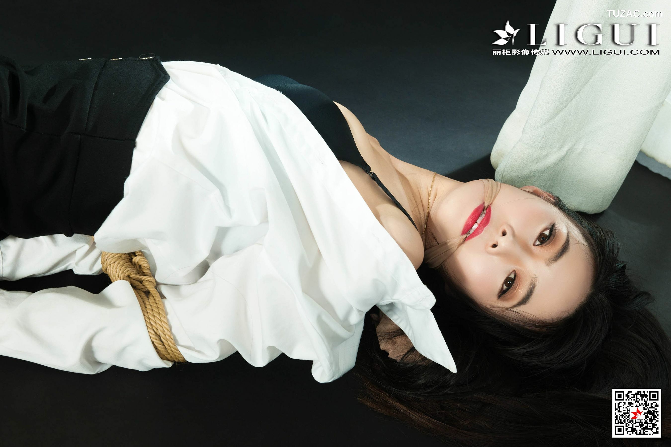 丽柜_ 网络丽人 Model 白雪 - 肉丝捆绑绳艺[71P]