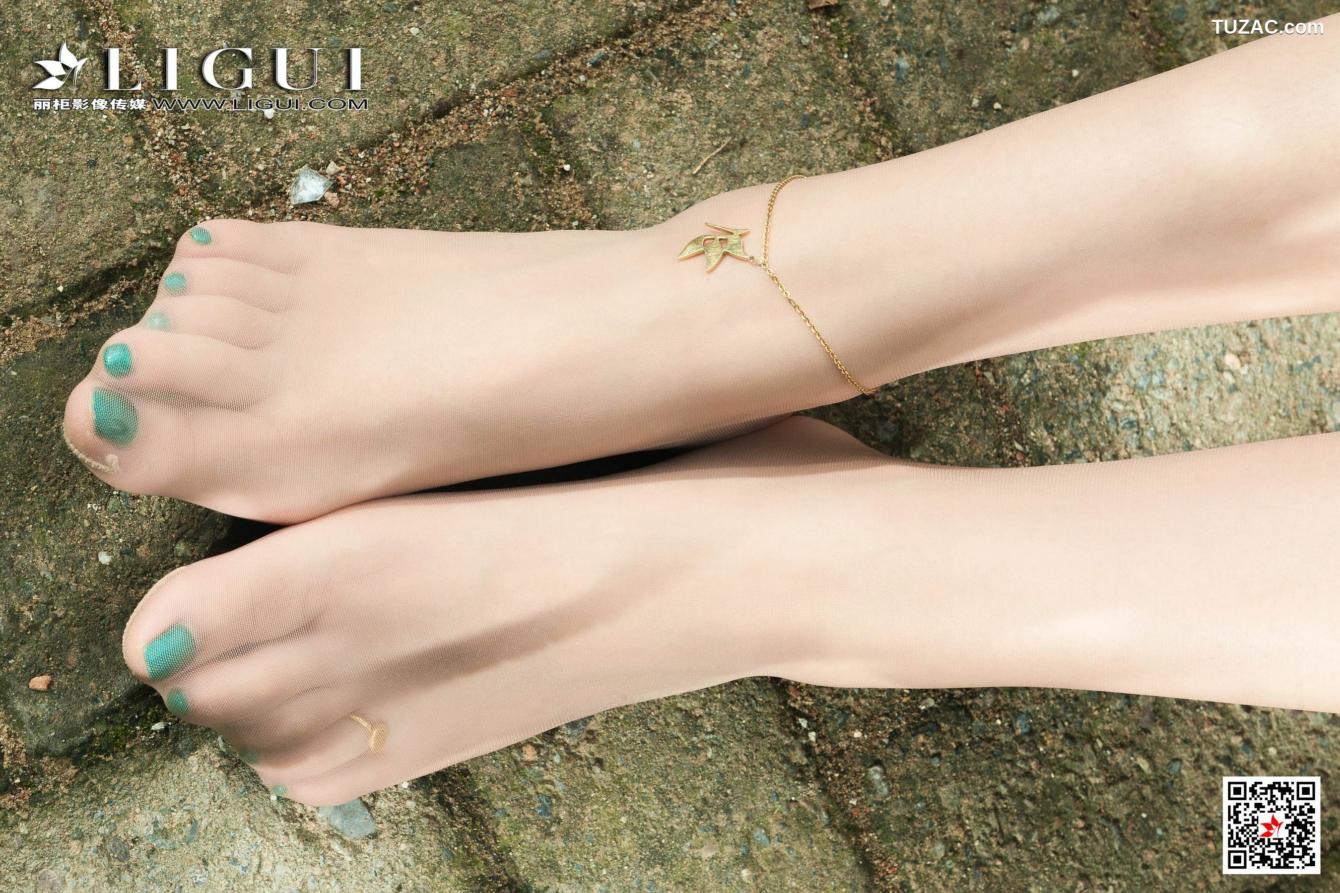 丽柜_ 网络丽人 天天 - 肉丝单车女郎[69P]