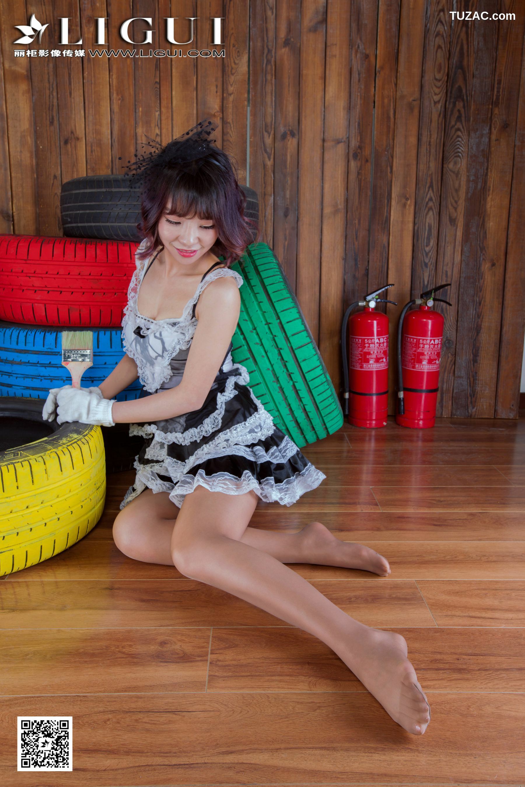 丽柜_Model ALAN《灰丝蕾丝女仆》上下全集  美腿玉足写真图片[65P]