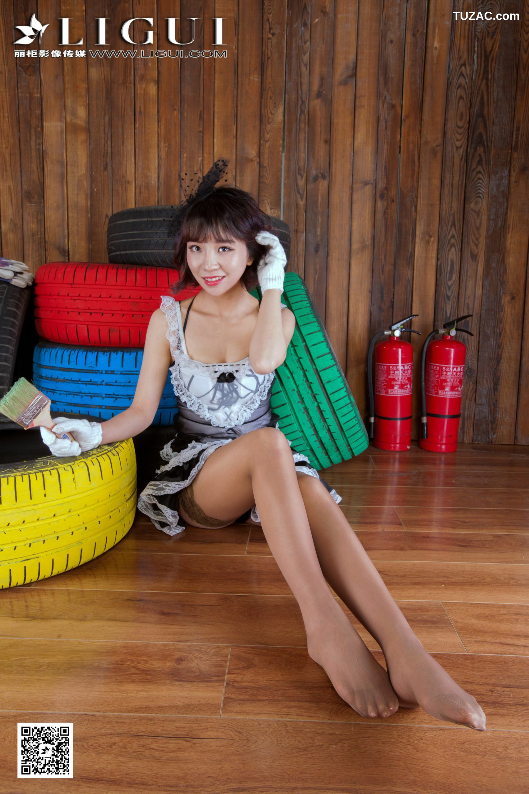 丽柜_Model ALAN《灰丝蕾丝女仆》上下全集  美腿玉足写真图片[65P]