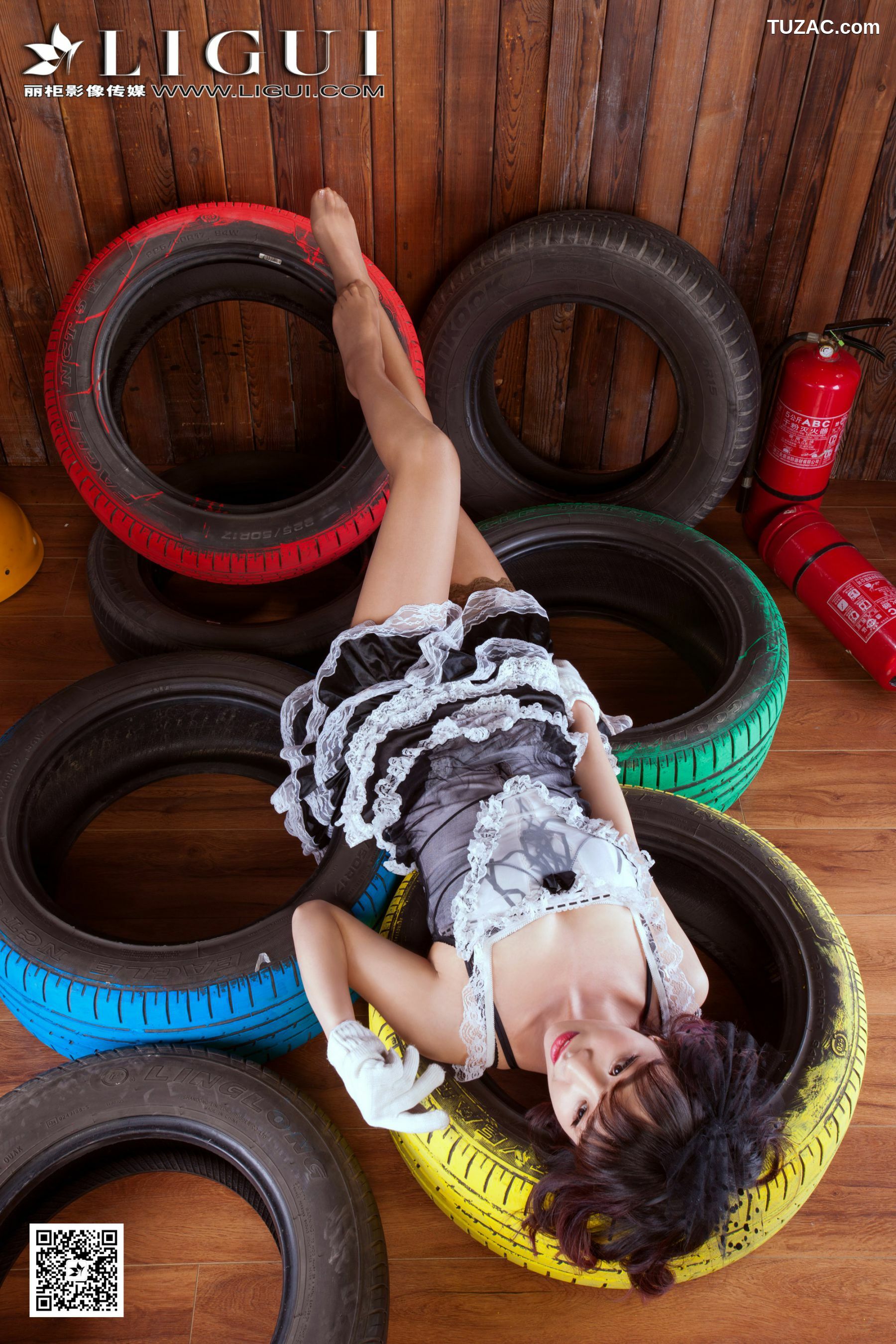 丽柜_Model ALAN《灰丝蕾丝女仆》上下全集  美腿玉足写真图片[65P]