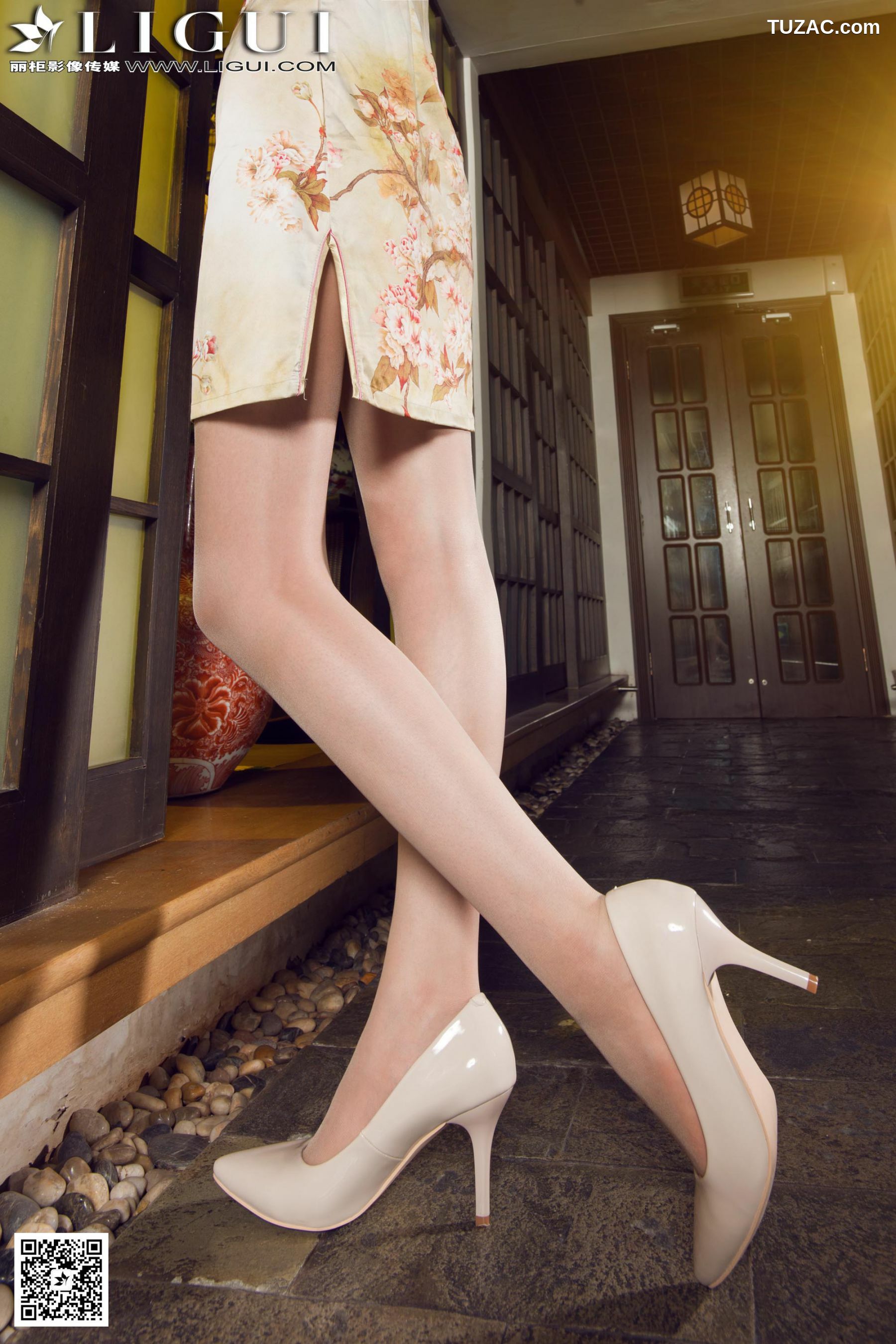 丽柜_Model AMY《高贵旗袍美人》 美腿玉足写真图片[56P]