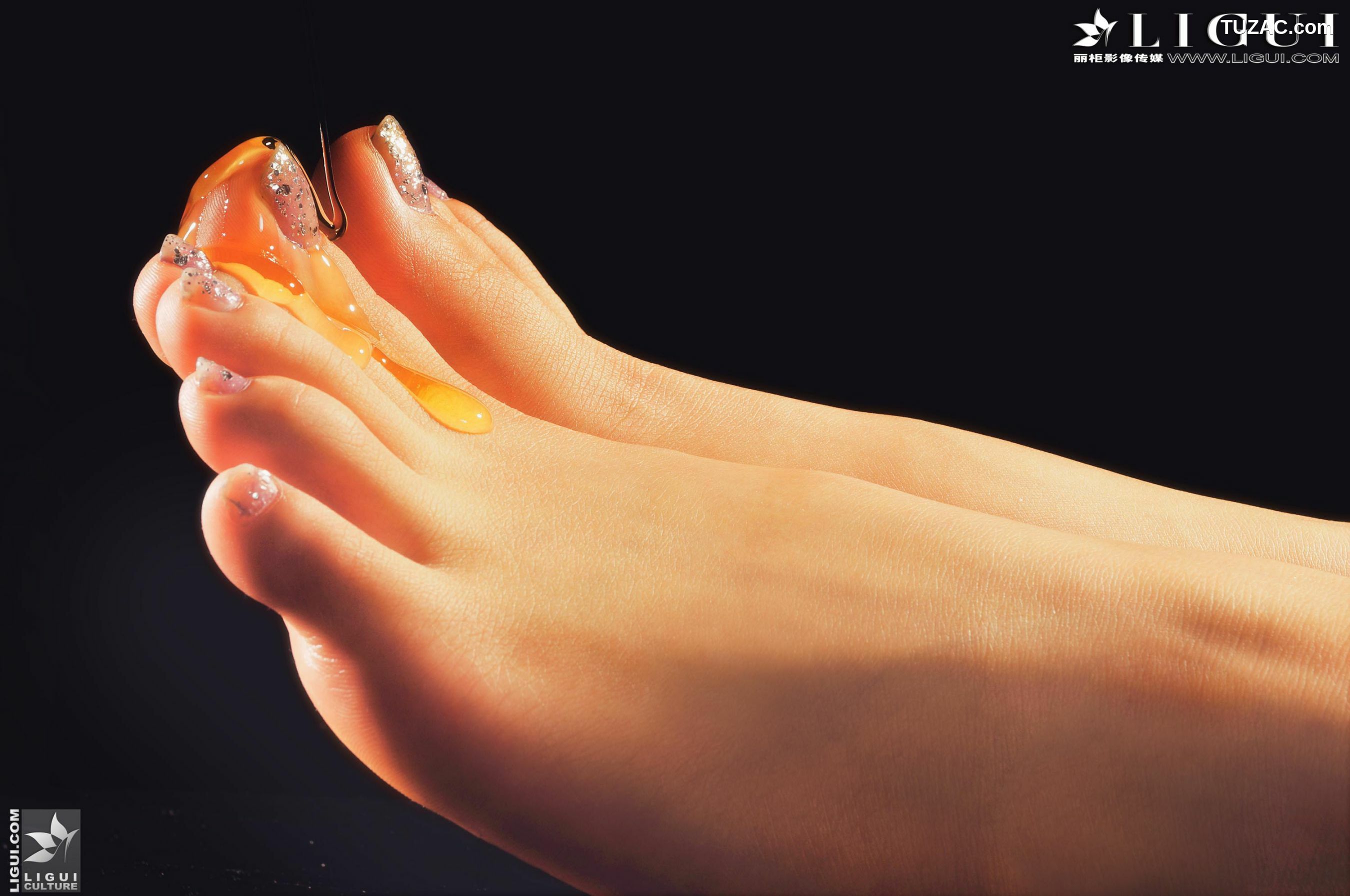 丽柜_Model CC《玉足》 美足写真图片[67P]