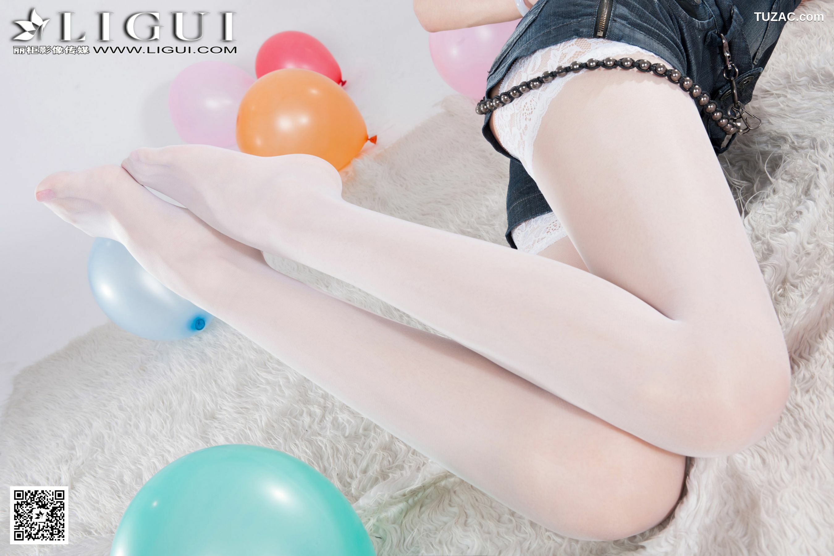 丽柜_Model 乐乐《可爱吊带牛仔+白丝高跟》上中下全集 美腿玉足写真图片[83P]