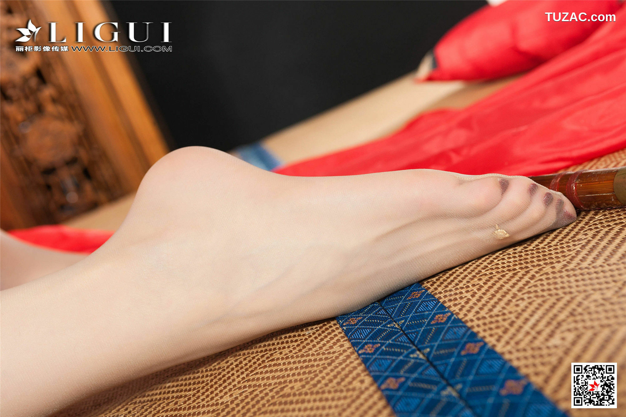 丽柜_Model 凉儿《古色古香的丝足》 写真集[76P]