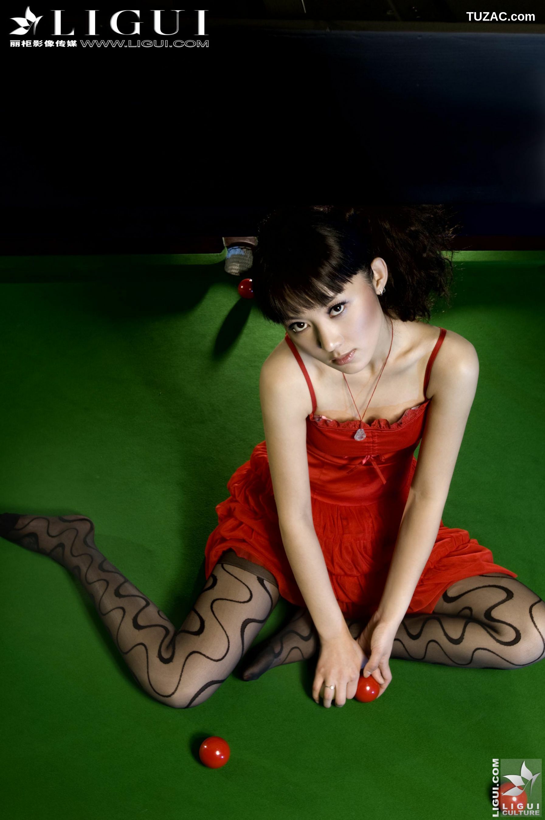 丽柜_Model 咪惠美《台球室里的刹人机器》 美腿玉足写真图片[51P]