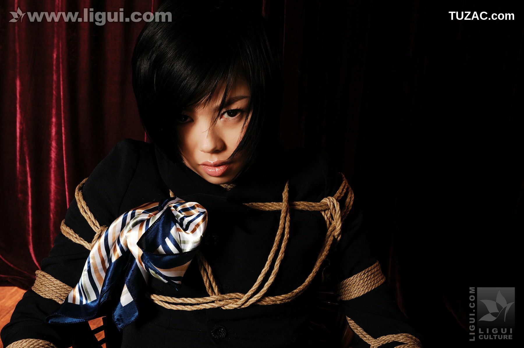 丽柜_Model 幕子《环环相扣女王沦为阶下囚！》 丝足写真图片[51P]