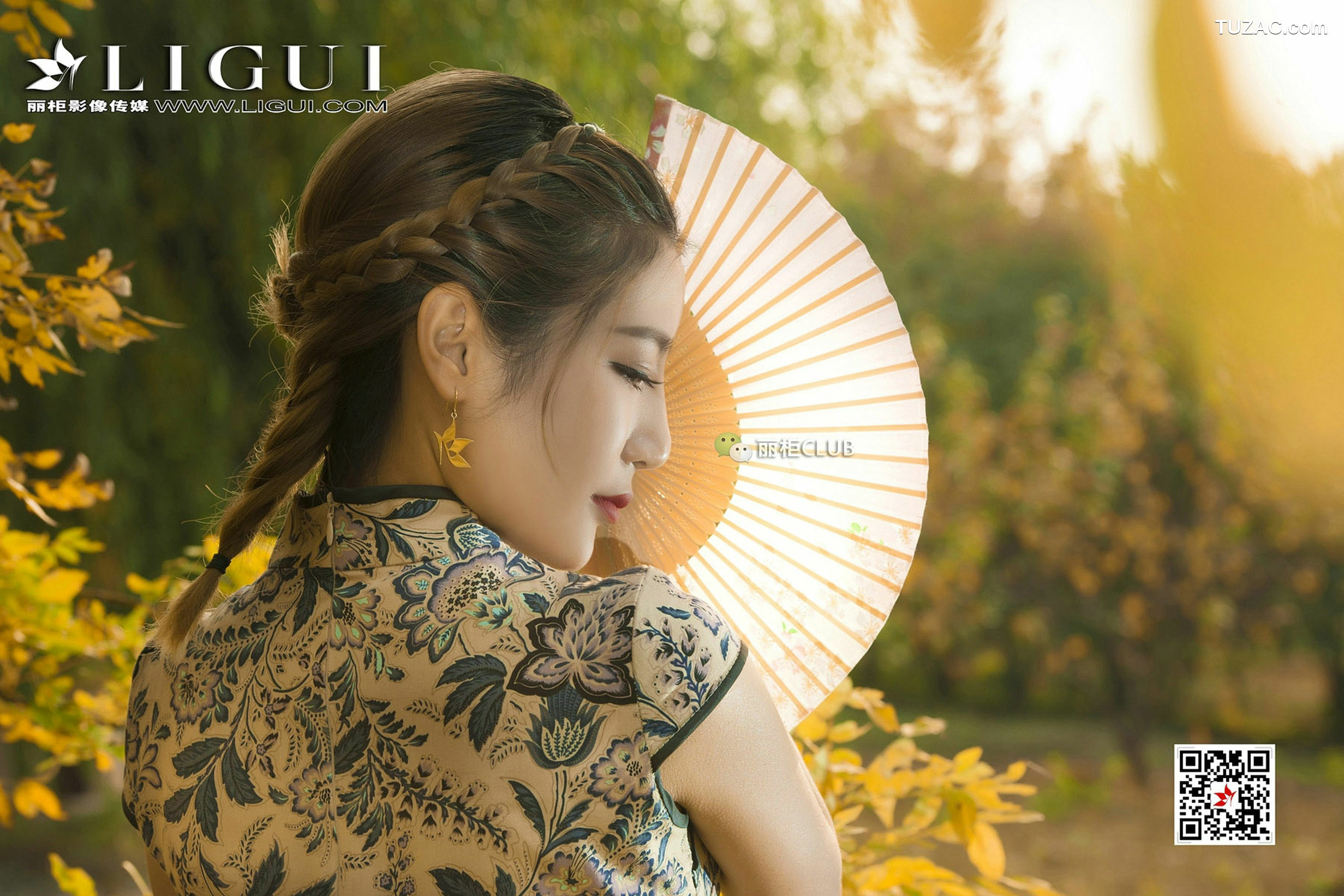 丽柜_Model 悠悠《黄昏优雅旗袍唯美丝足》 写真集[51P]