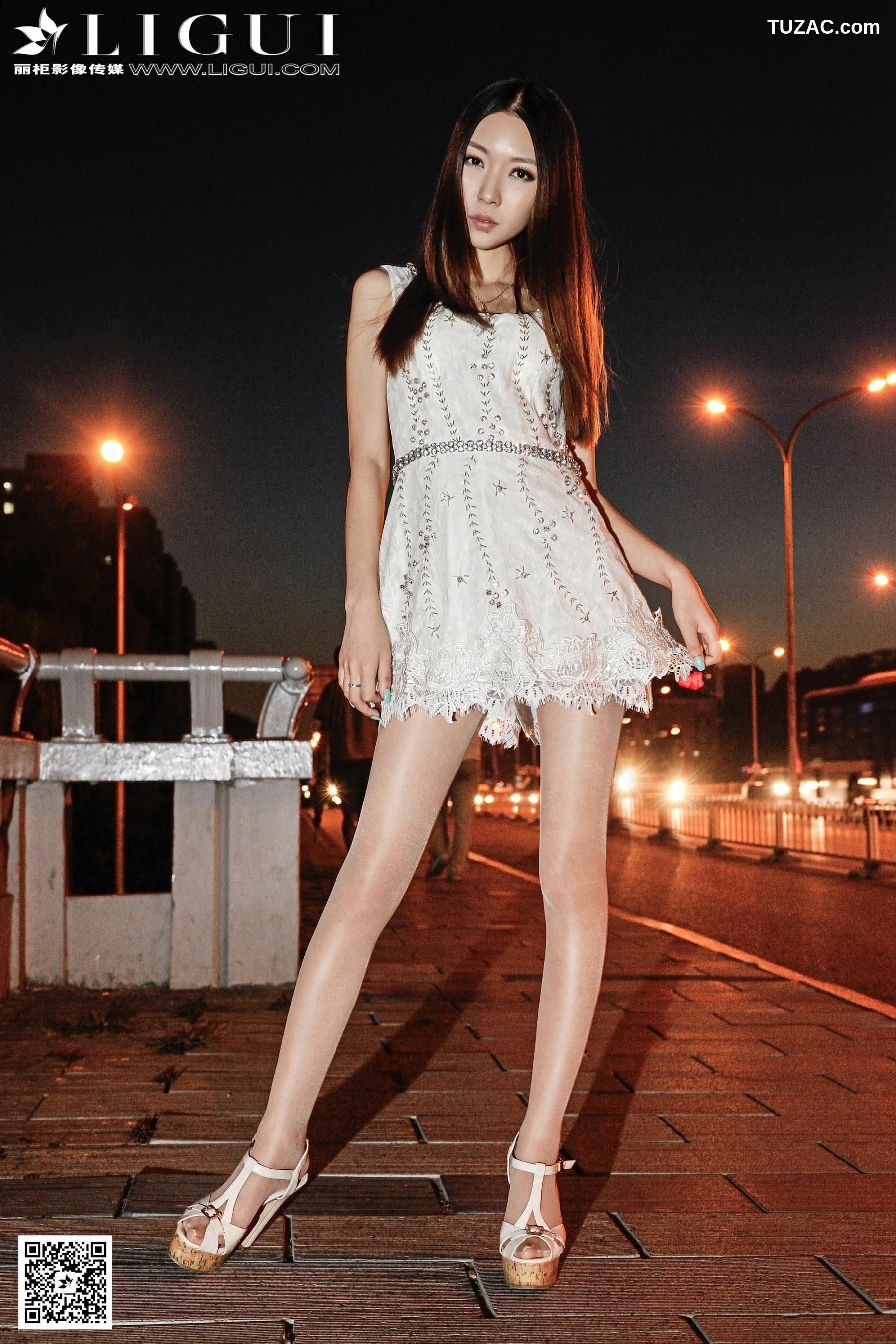 丽柜_Model 文欣《街拍蕾丝超短连衣裙女神》上中下全集 美腿玉足写真图片[127P]