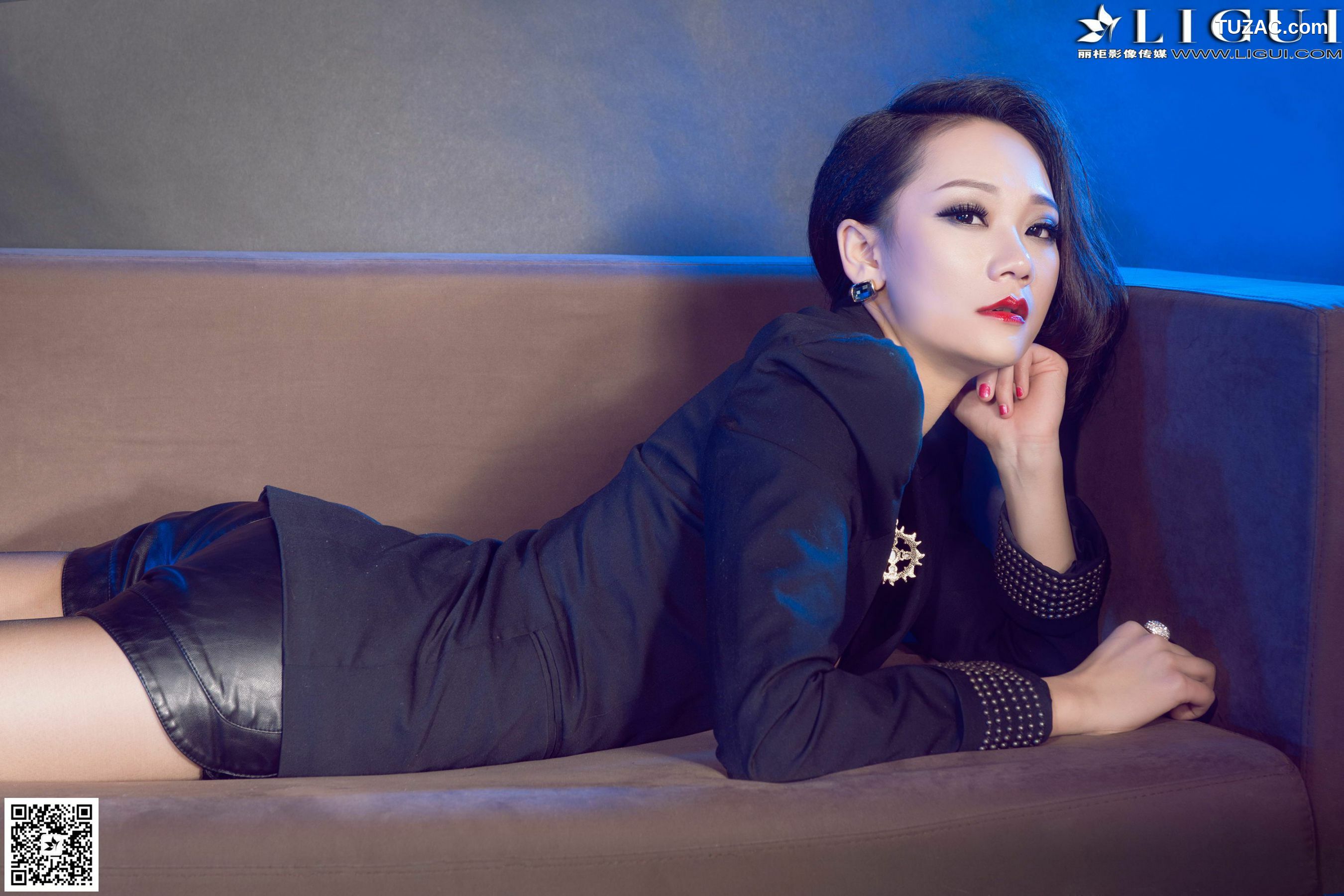 丽柜_Model 曼蒂《灰丝高跟女王》上中下全集 美腿玉足写真图片[93P]