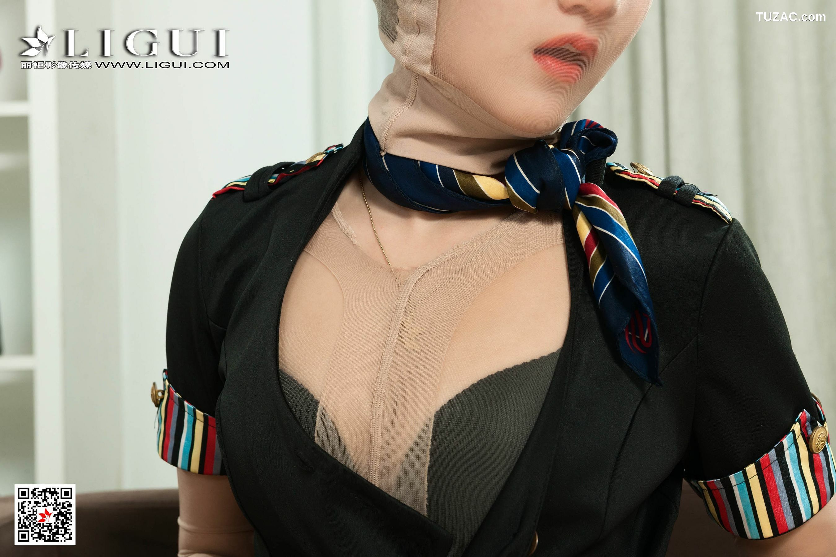 丽柜_Model 汐汐《空姐制服肉丝袜诱惑》 写真集[76P]