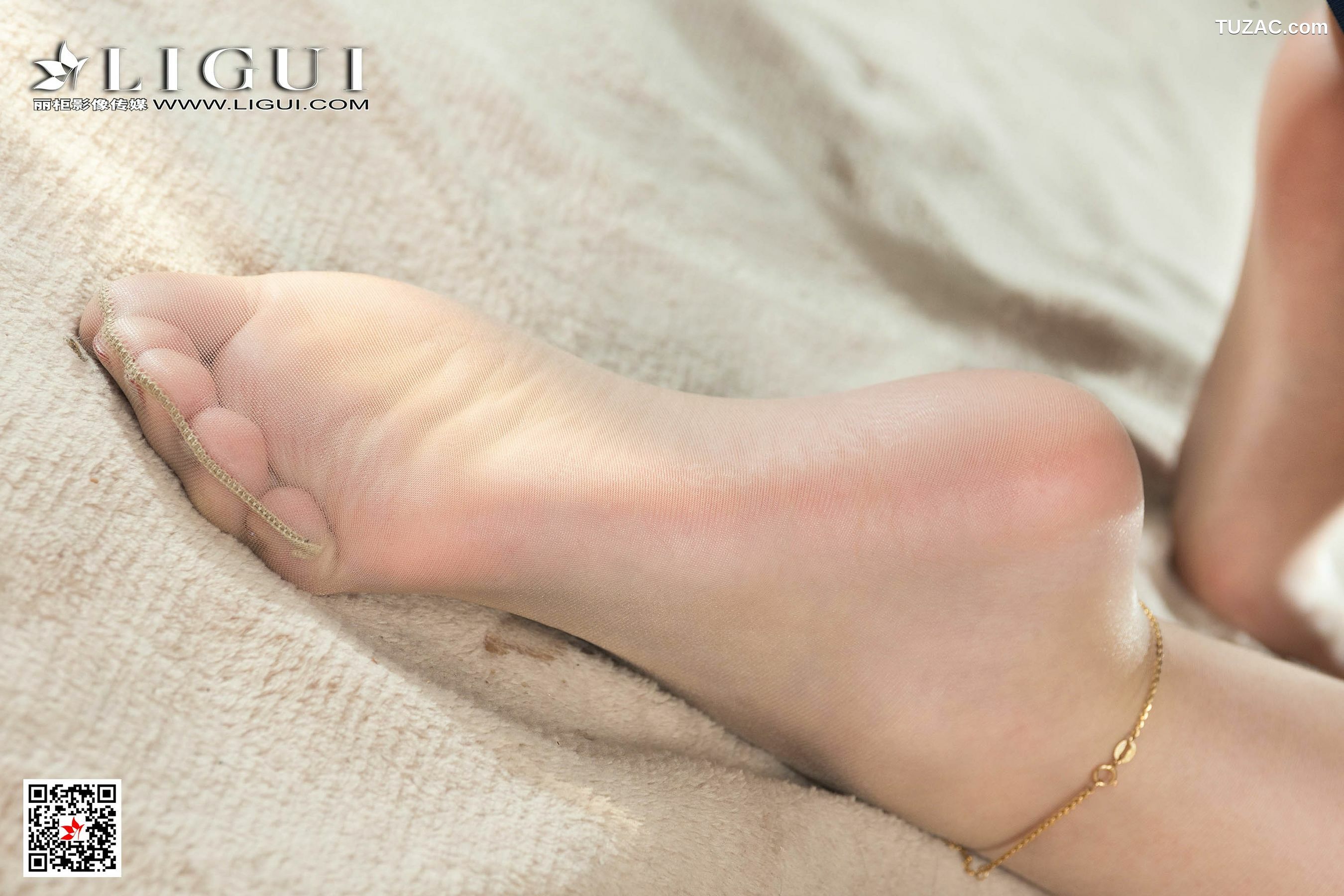 丽柜_Model 洋洋《水手服眼镜妹丝足》 网络丽人 写真集[63P]