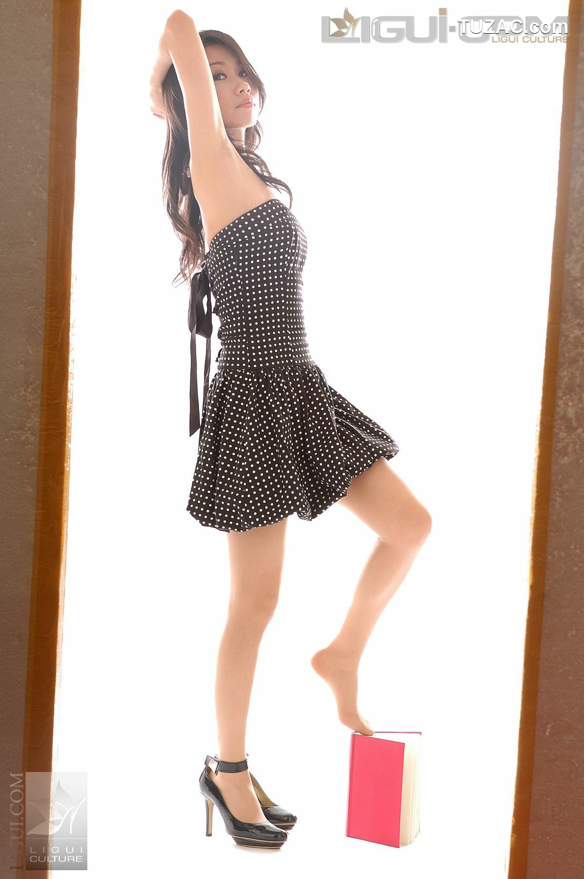 丽柜_Model 海伦《风情交际花丝足秀》 丝足写真图片[31P]
