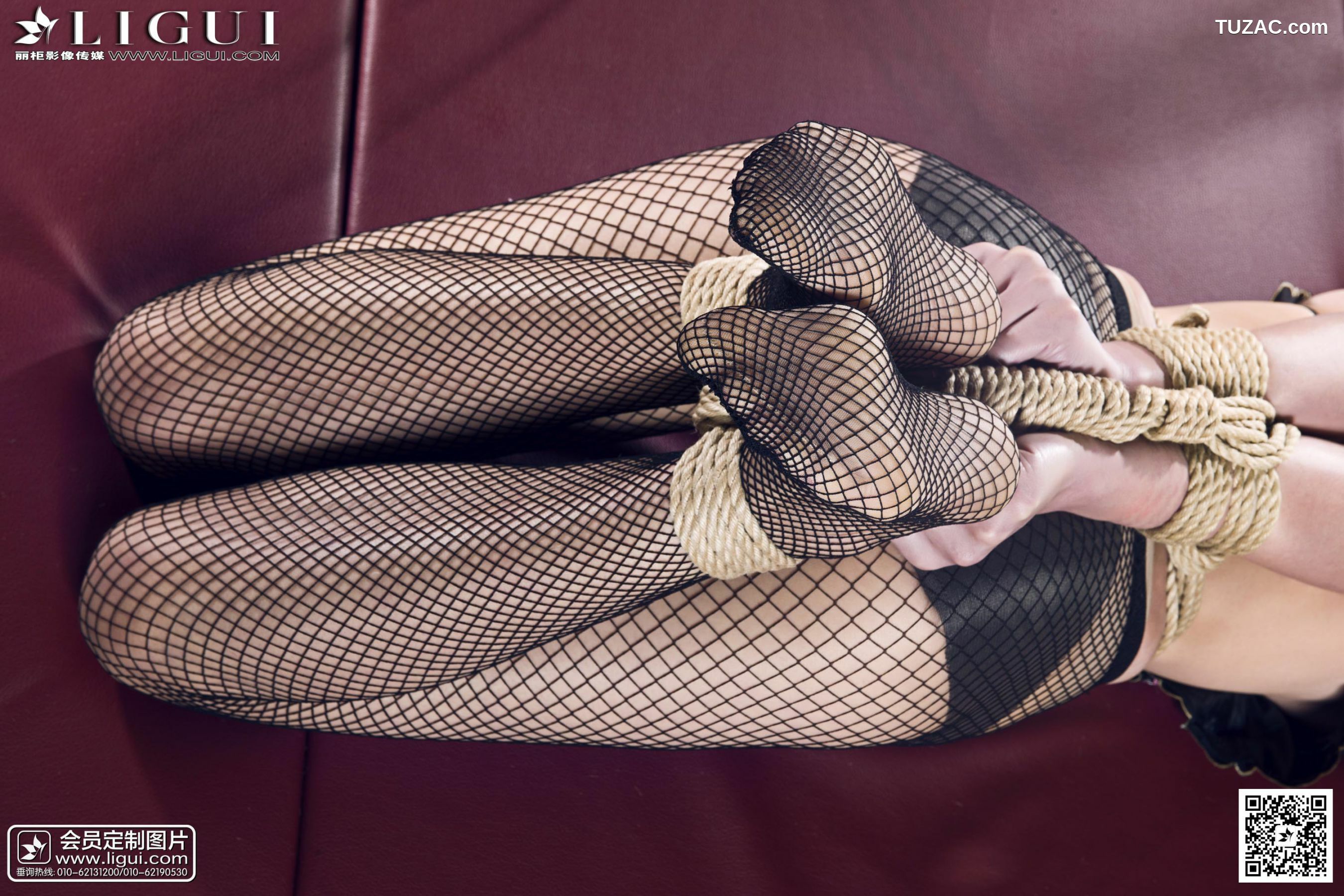 丽柜_Model 潼潼《肚兜网袜捆绑绳艺》上下全集 美腿玉足写真图片[82P]