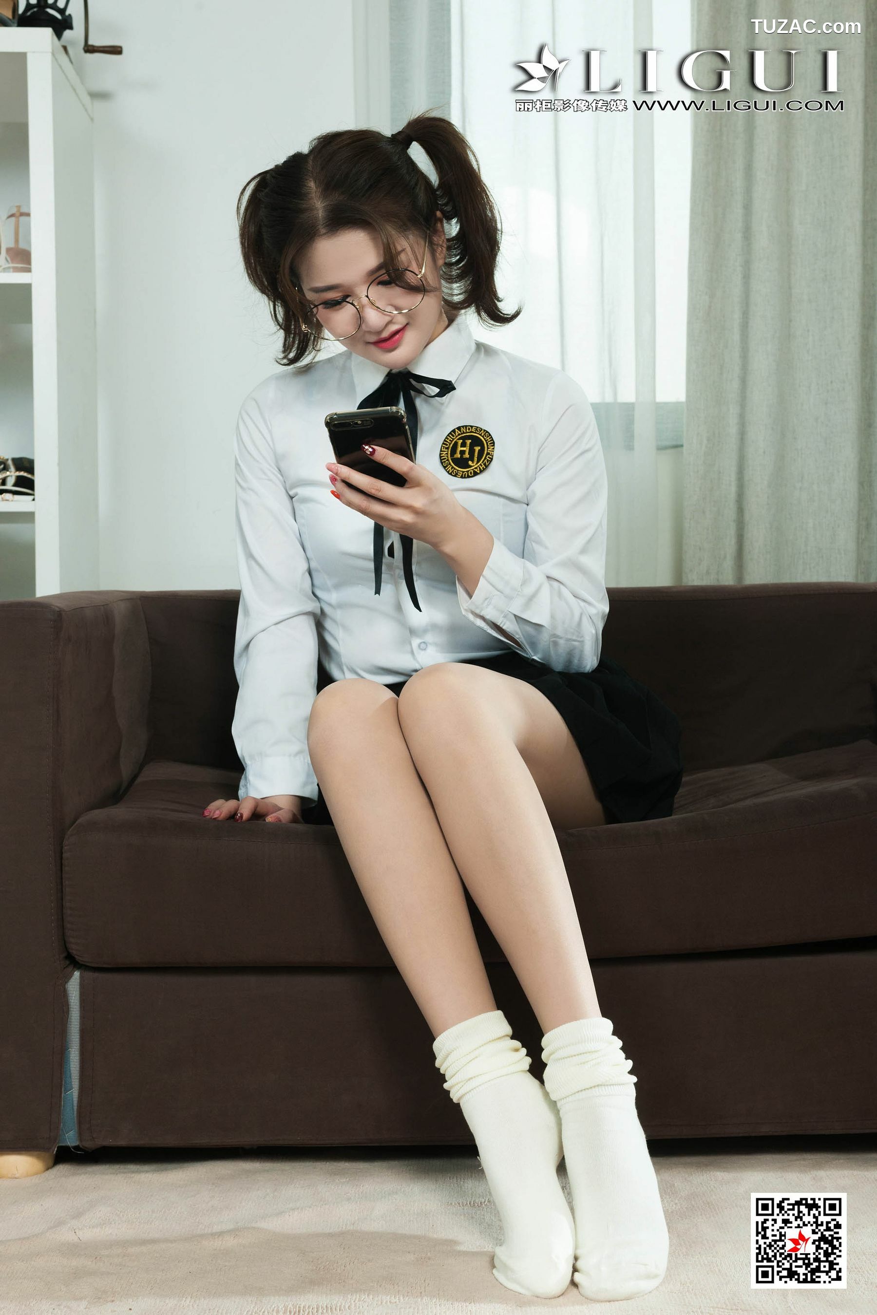 丽柜_Model 然然&amp;amp;文芮《双生学妹丝足诱惑》  写真集[67P]