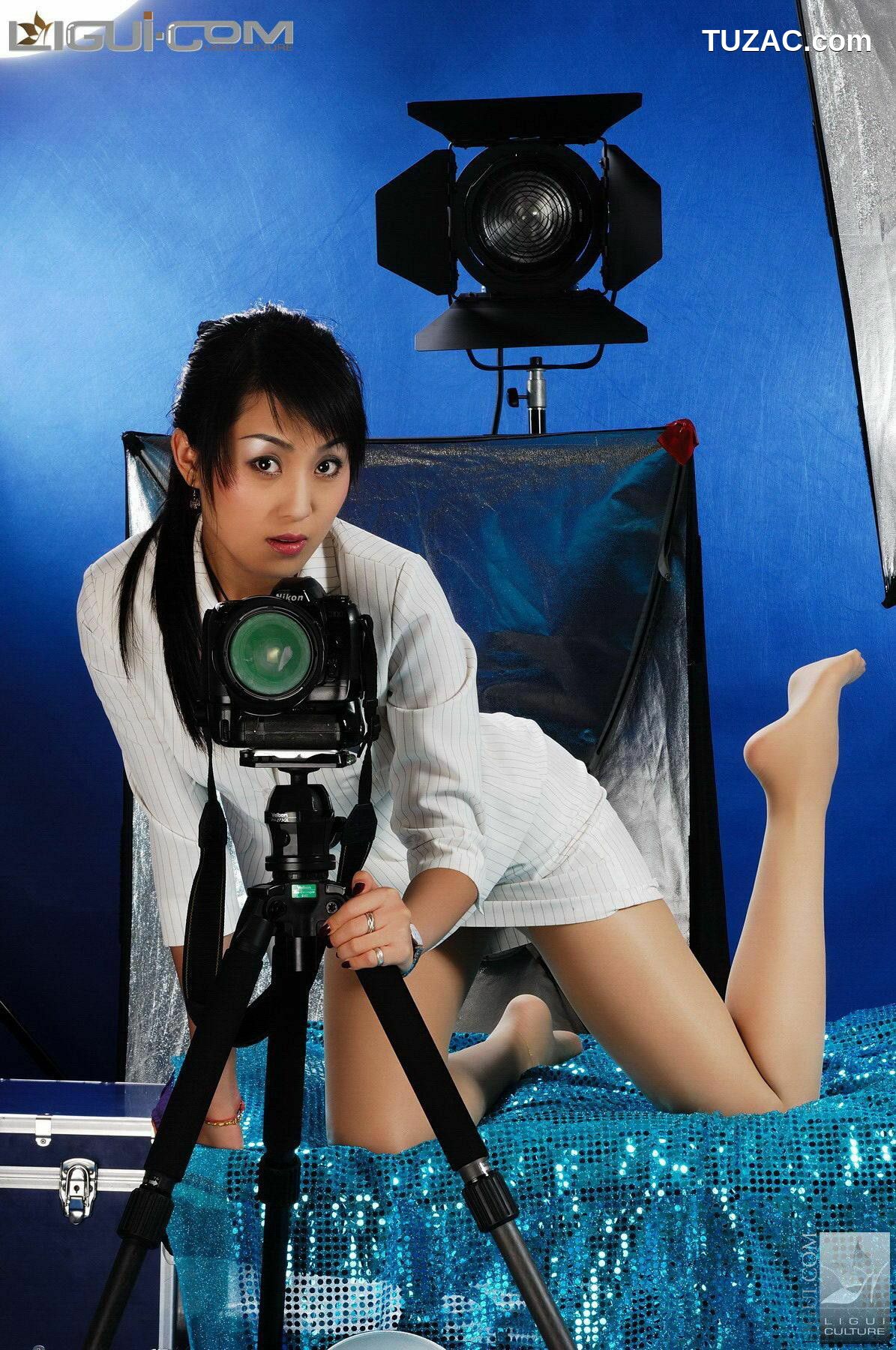 丽柜_Model 琳达《燃情丝袜玉足是聚光灯永恒的焦点》 丝足写真图片[42P]