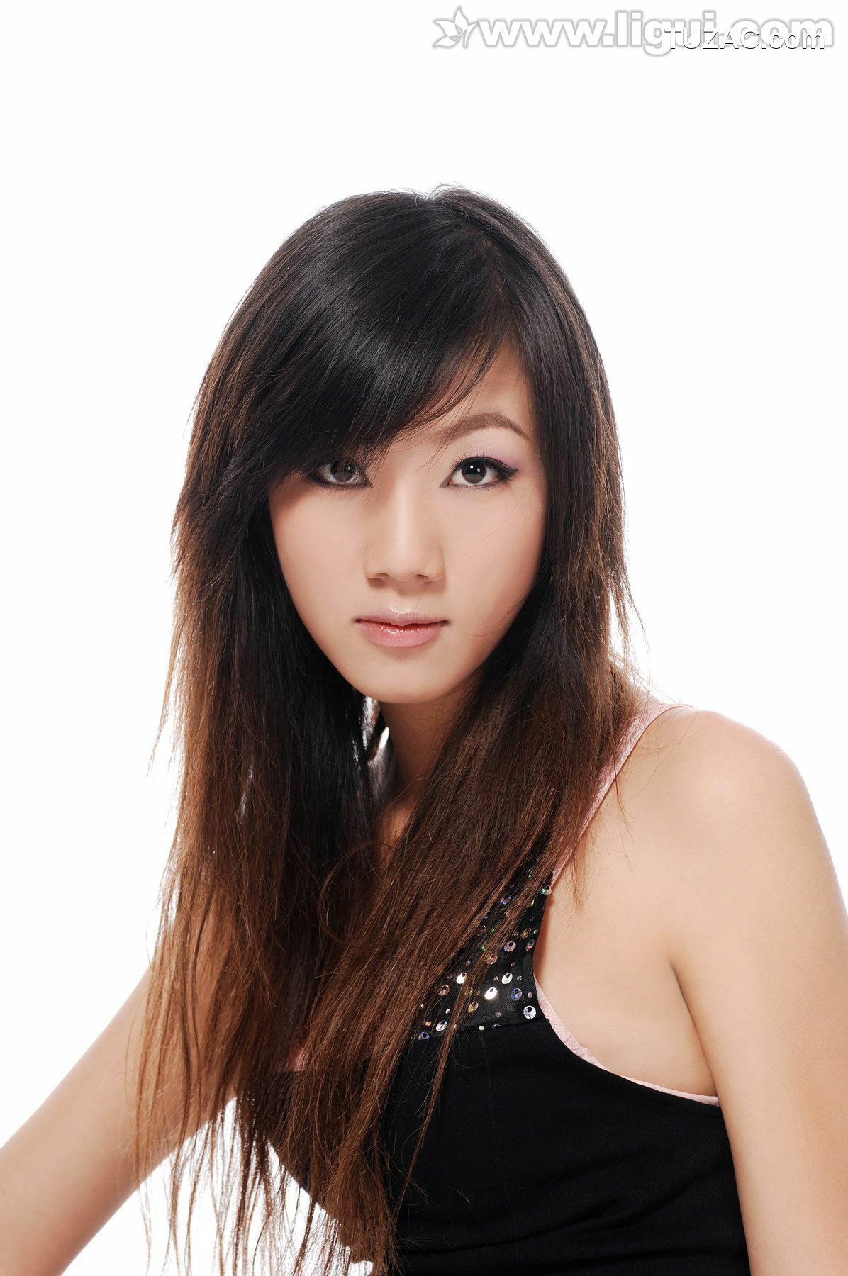 丽柜_Model 盛超《高跟玉足美丽新展示》 美腿玉足写真图片[31P]