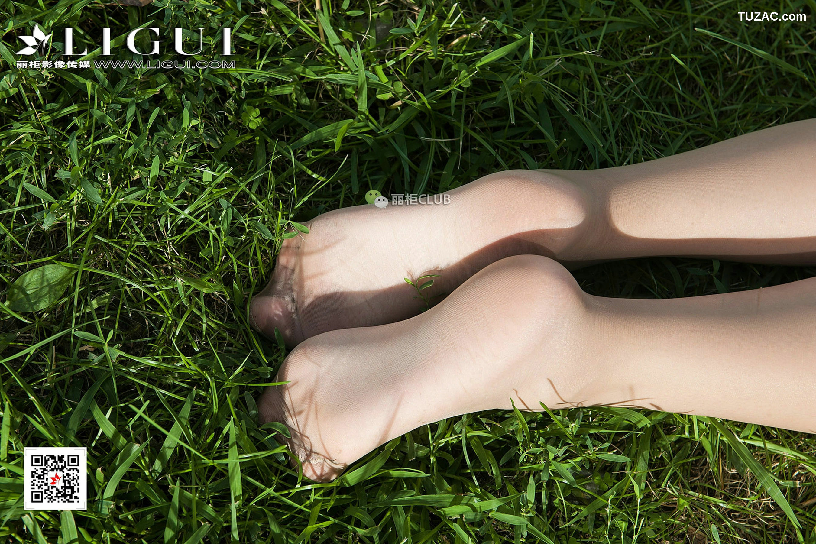 丽柜_Model 筱筱《校园女神丝足美腿》 写真集[49P]