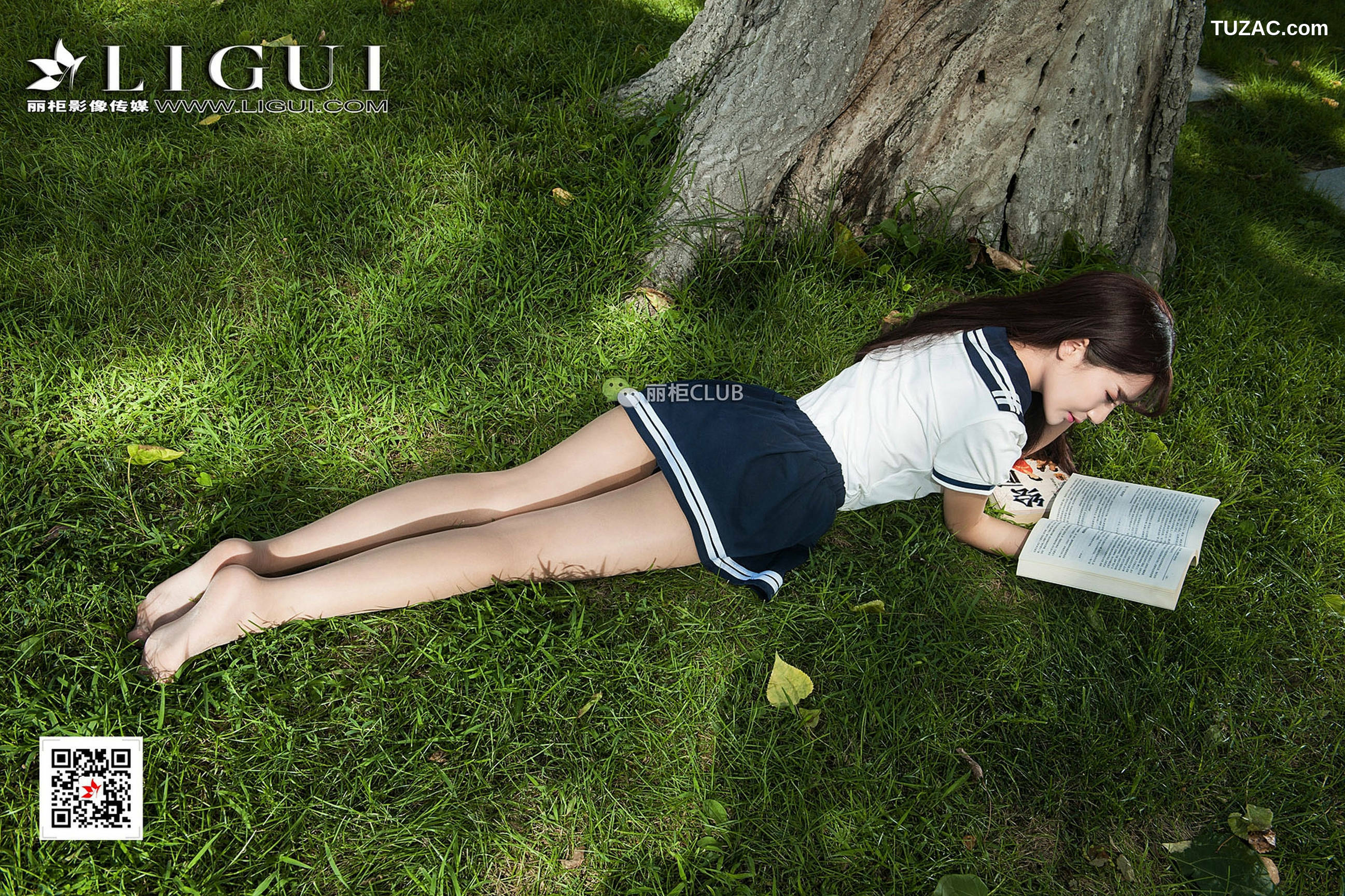 丽柜_Model 筱筱《校园女神丝足美腿》 写真集[49P]