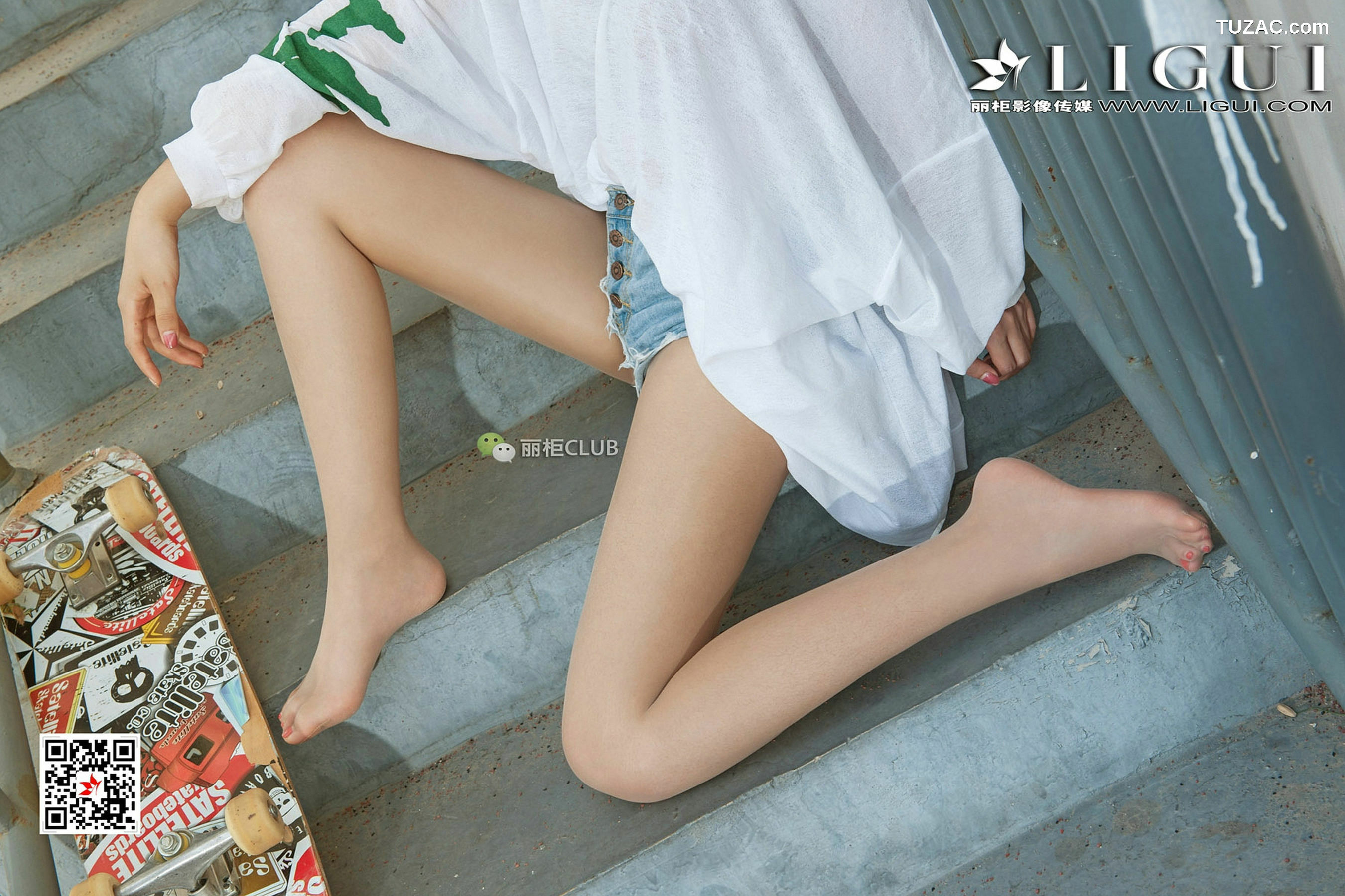 丽柜_Model 筱筱《滑板少女丝足全套》 写真集[90P]