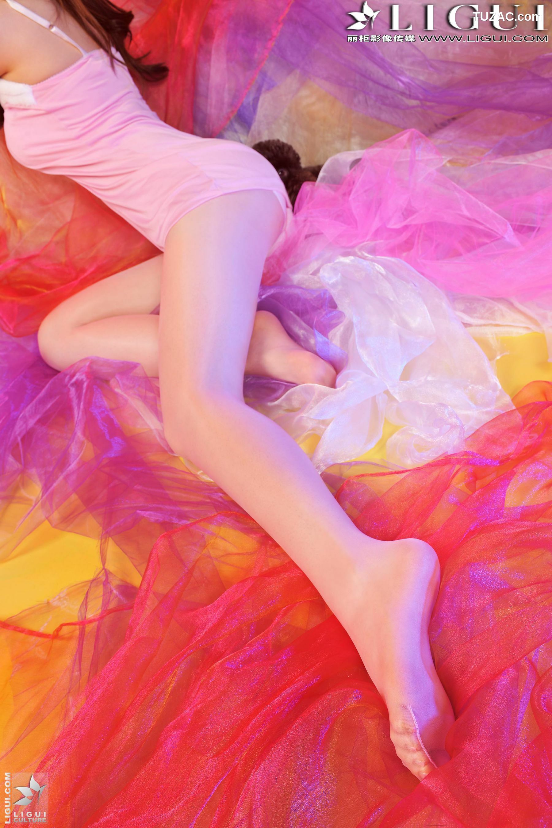 丽柜_Model 美辰《红高跟兔女郎》上下全集 美腿丝足写真图片[83P]