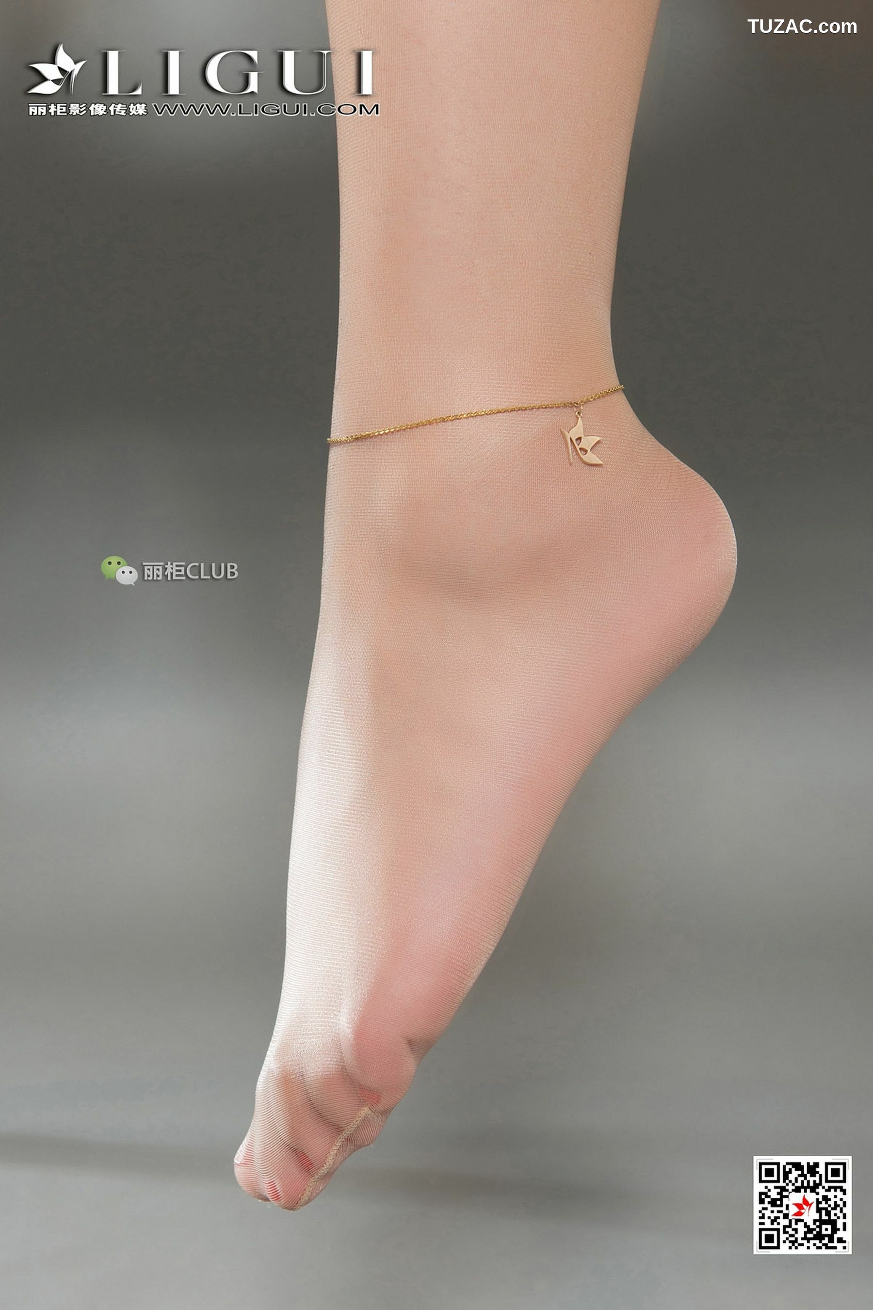 丽柜_Model 腿模阮阮《肉丝OL丝足》 写真集[49P]