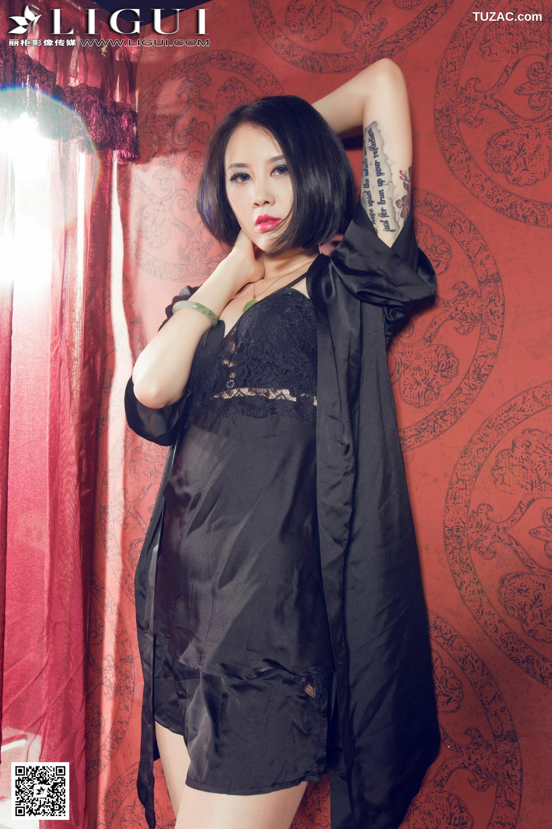 丽柜_Model 菲菲《高贵睡衣美女丝足》上下全集 美腿玉足写真图片[62P]