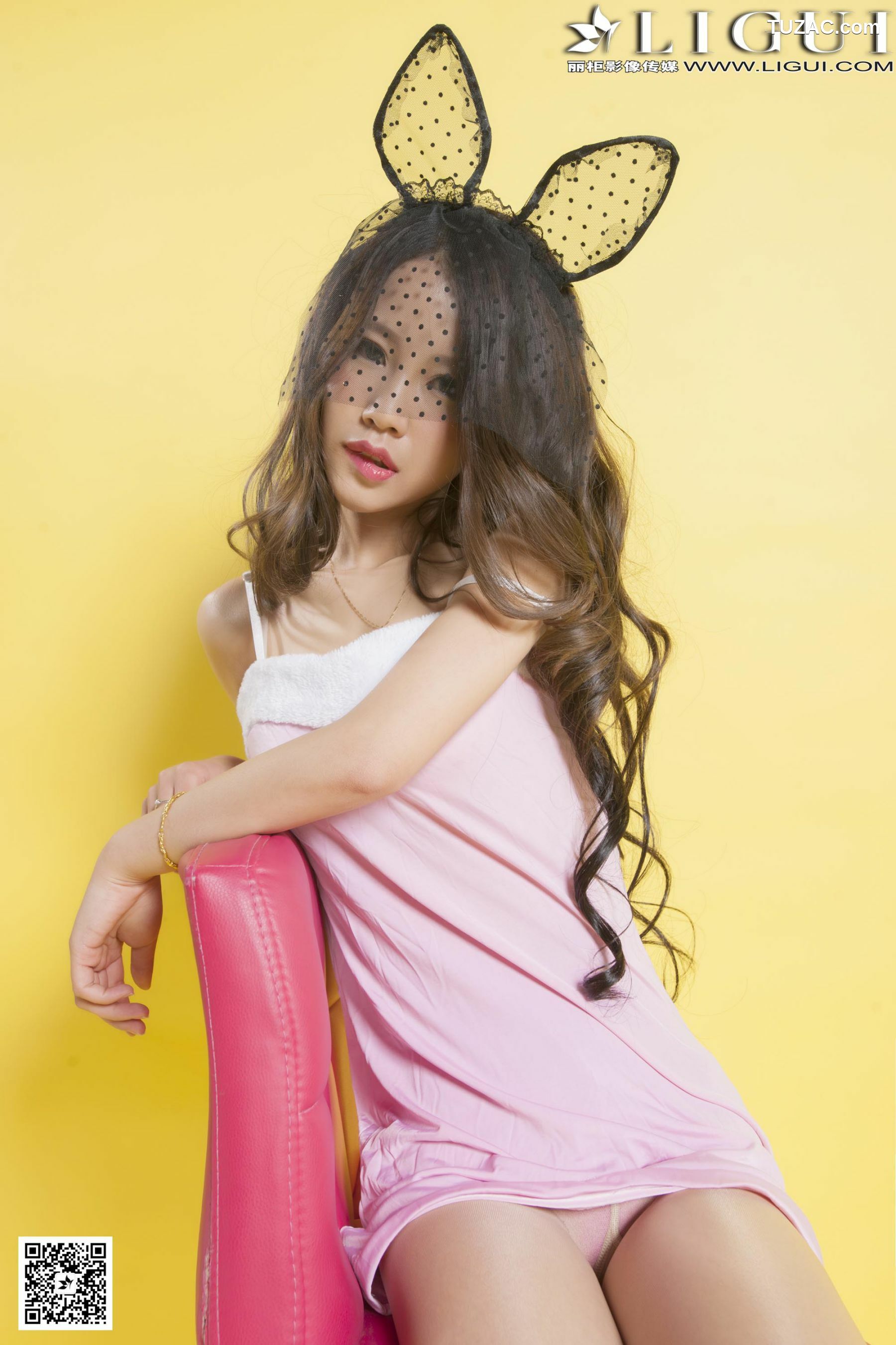 丽柜_Model 语寒《可爱兔女郎》上下全集 美腿玉足写真图片[62P]