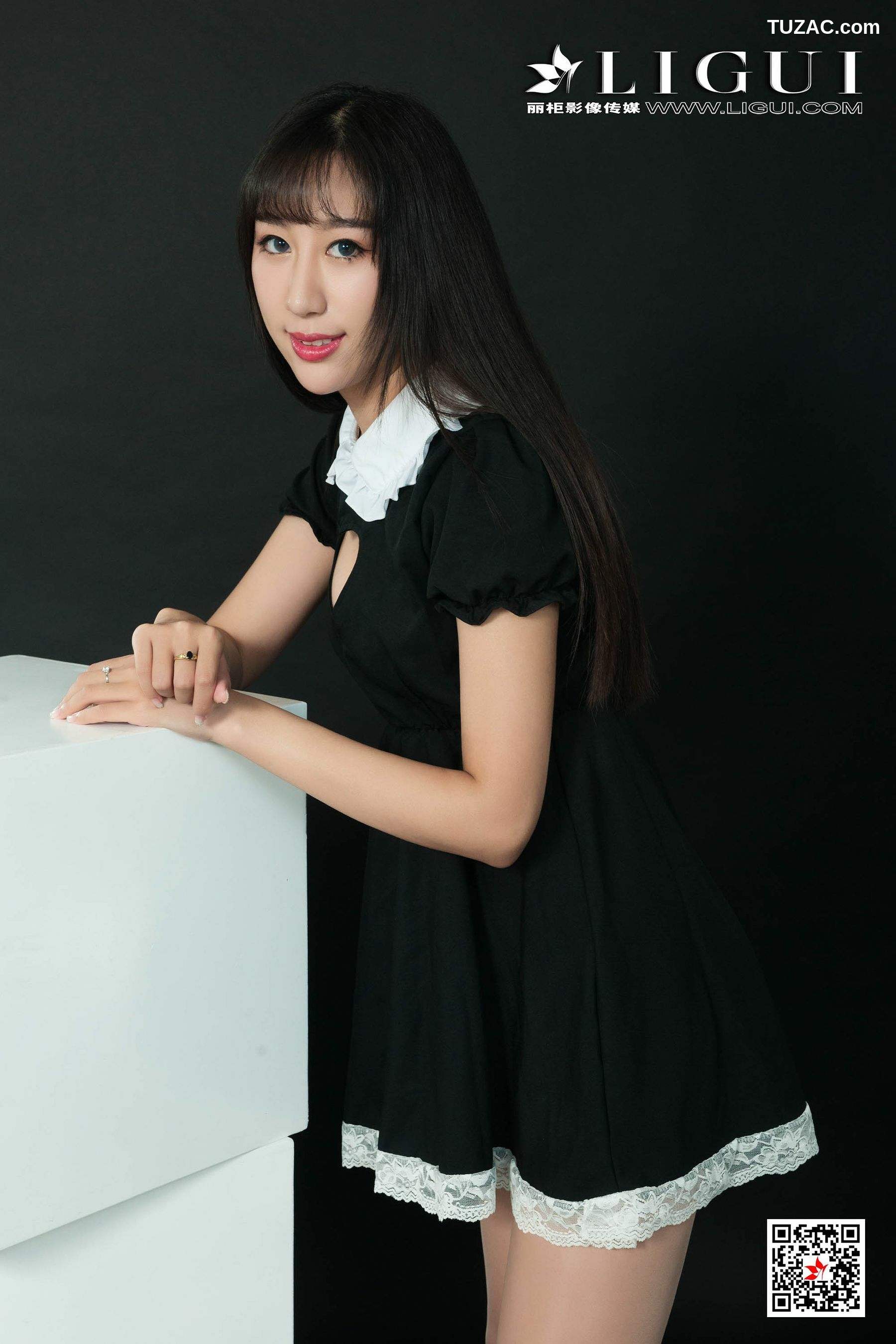 丽柜_Model 轩轩《连衣裙肉丝高跟》 网络丽人 写真集[30P]