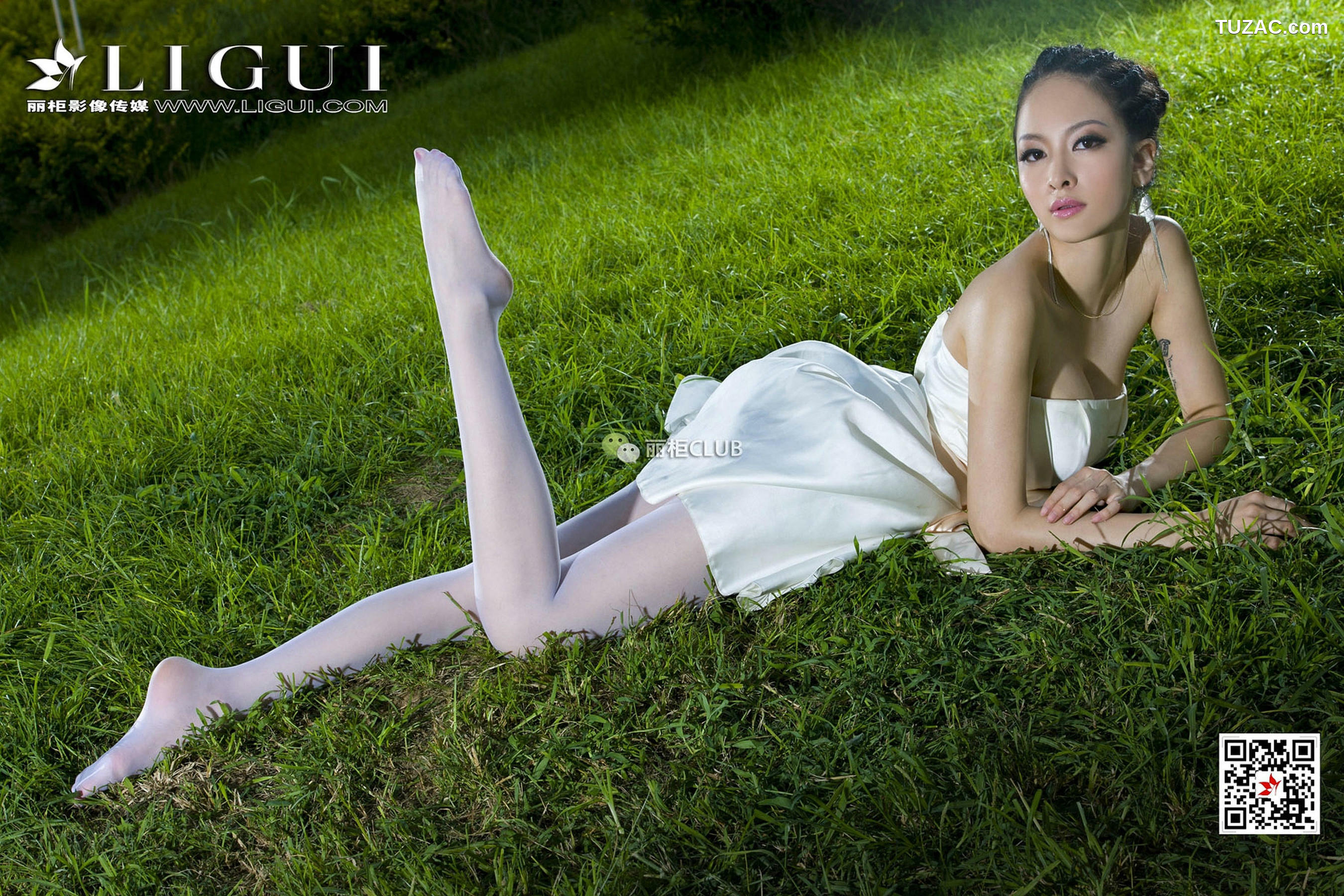 丽柜_Model 雪儿《夜空白丝》 写真集[82P]