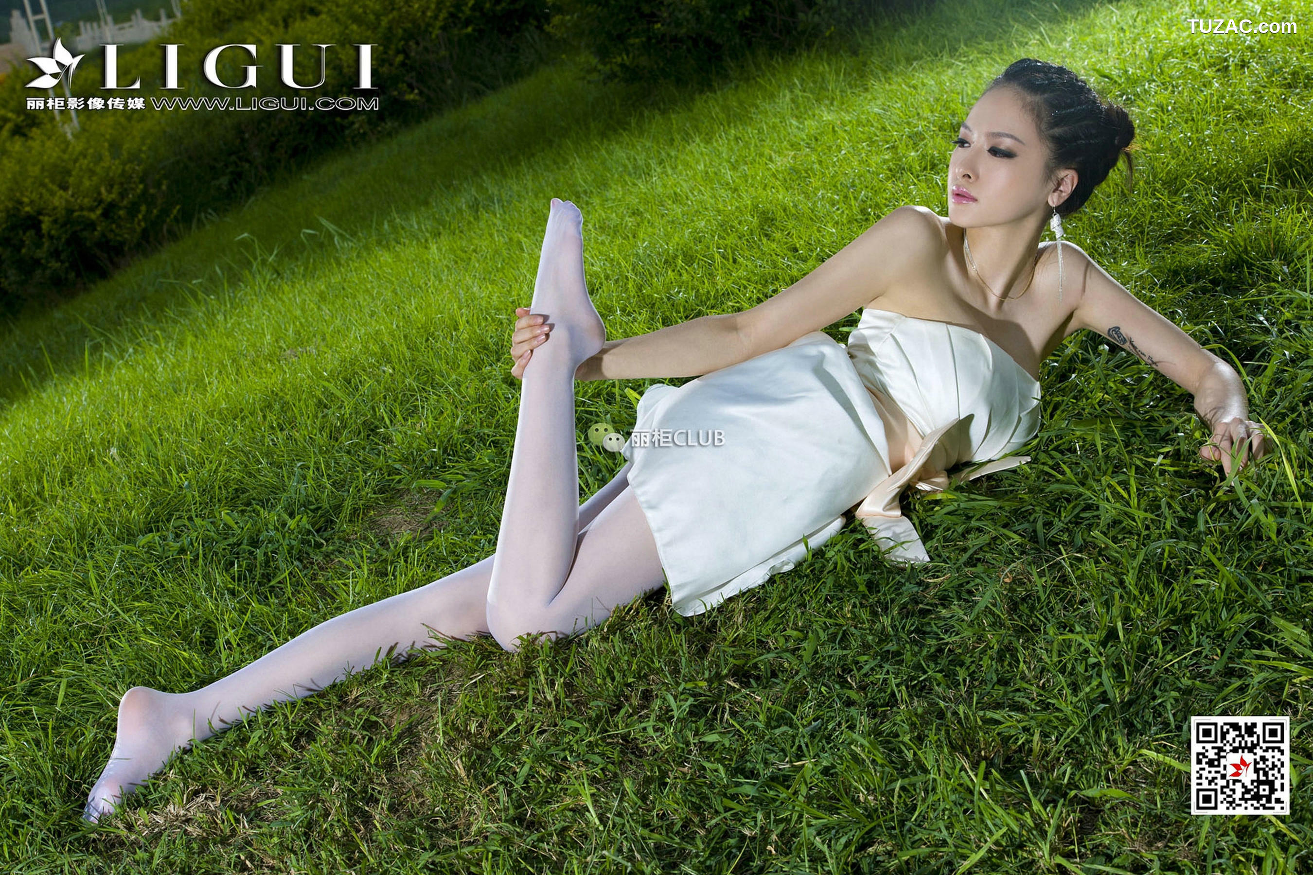 丽柜_Model 雪儿《夜空白丝》 写真集[82P]