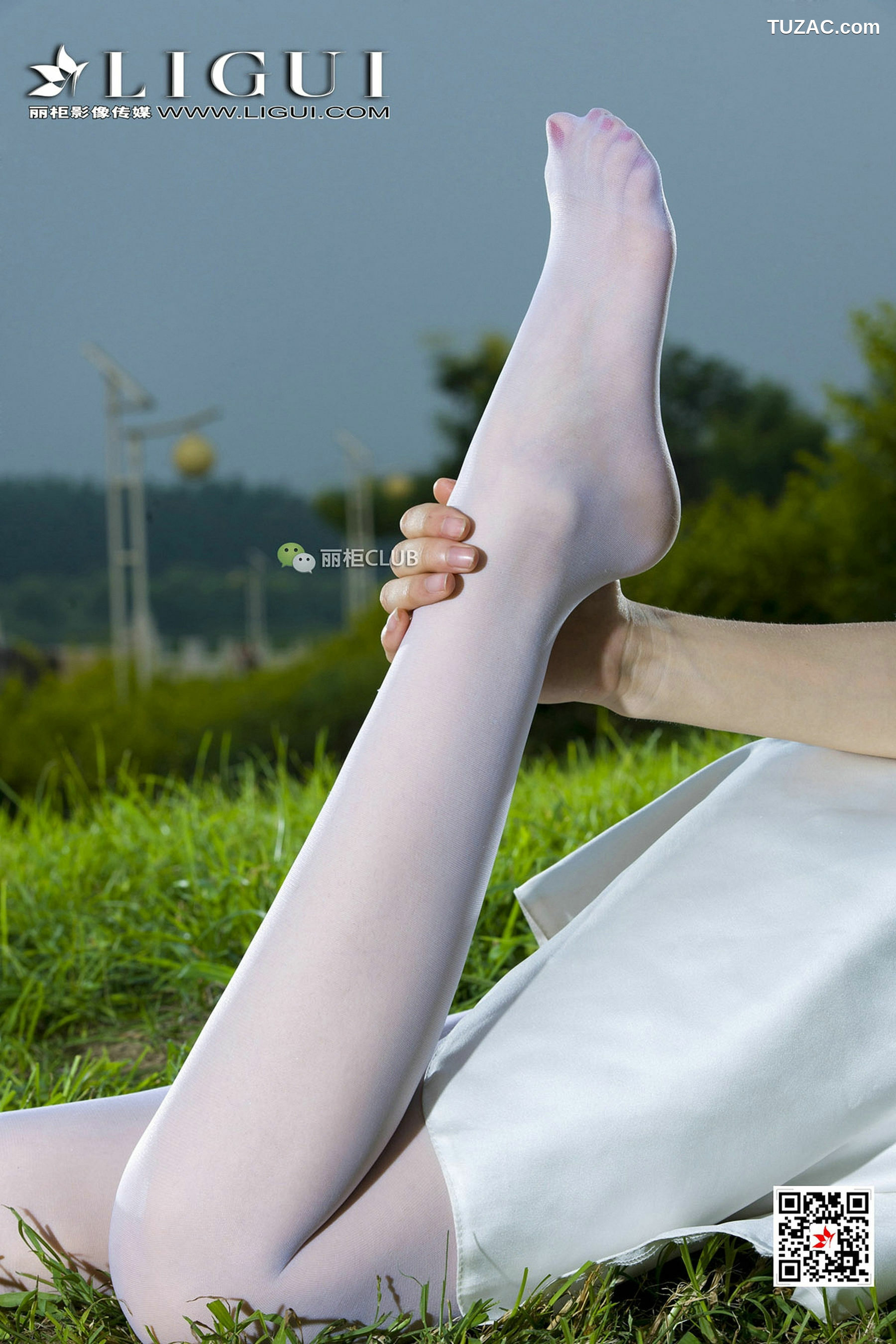 丽柜_Model 雪儿《夜空白丝》 写真集[82P]