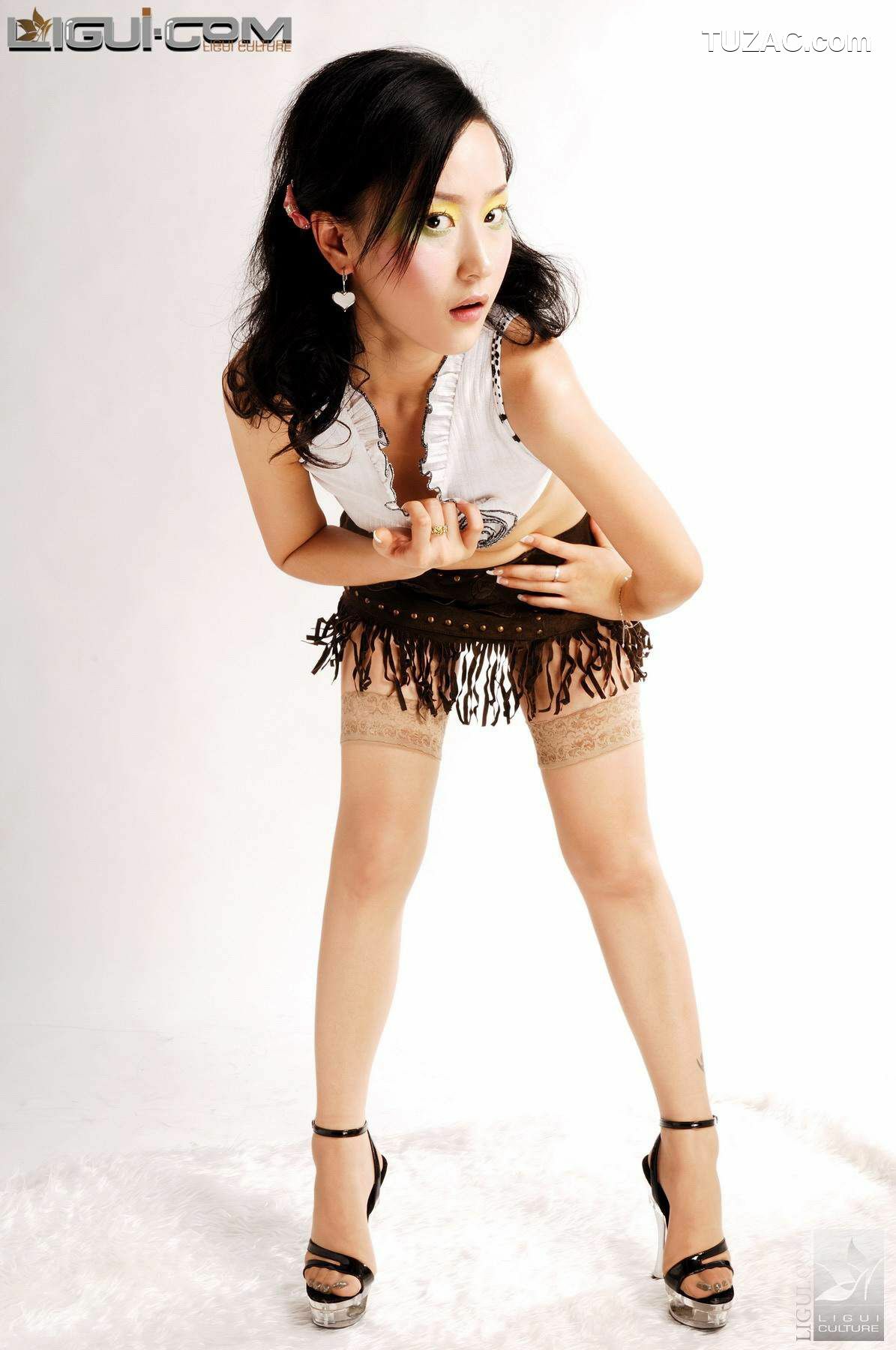 丽柜_Model 雪儿《水果与女孩》 丝足写真图片[93P]