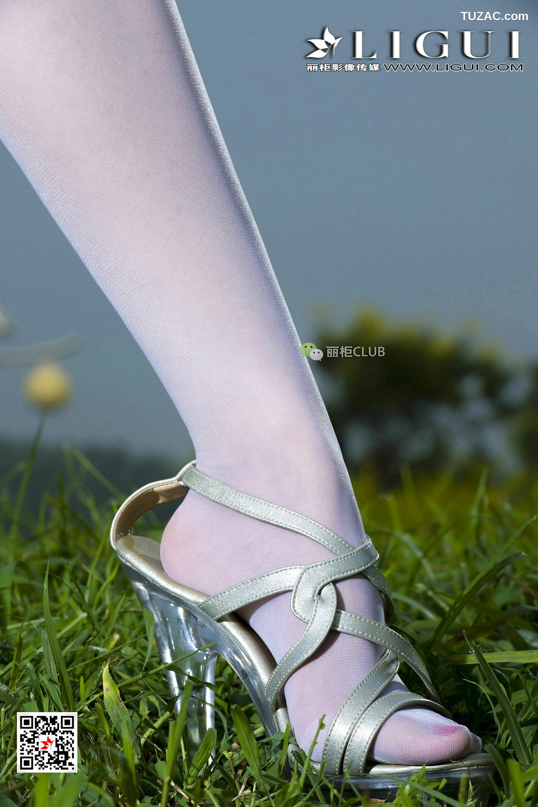 丽柜_Model 雪儿《白丝+抹胸礼服》 写真集[53P]